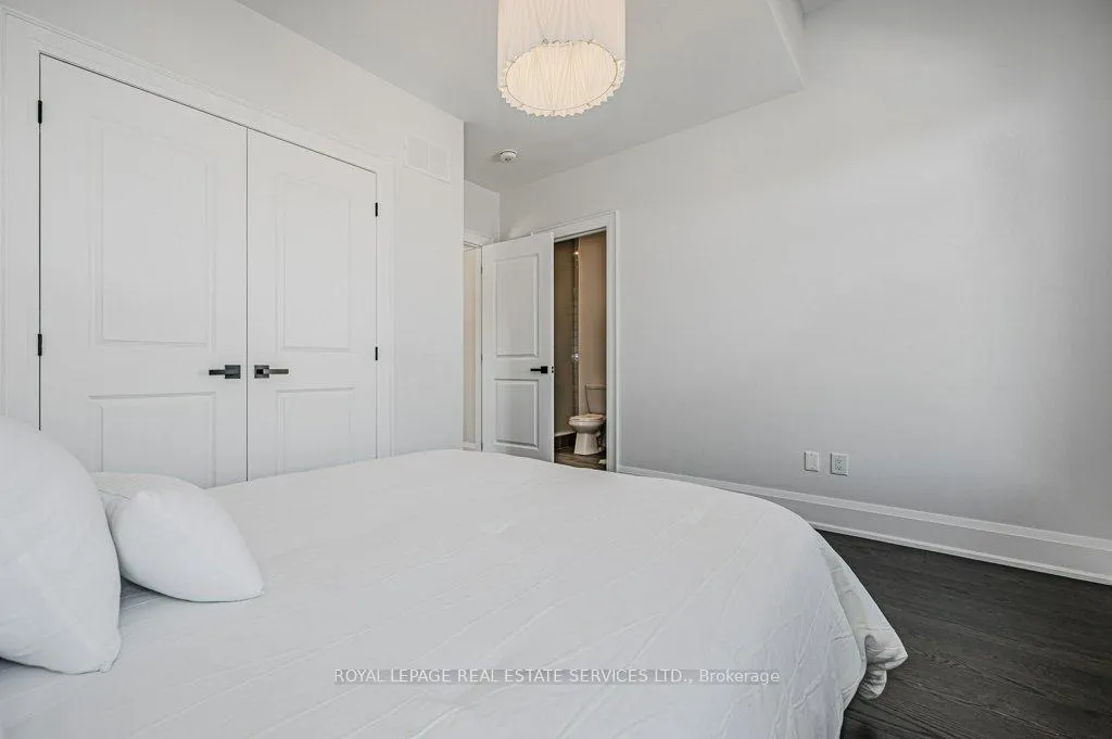 Photo 34 of 2383 Irene Crescent, Oakville, Glen Abbey — HOMEH