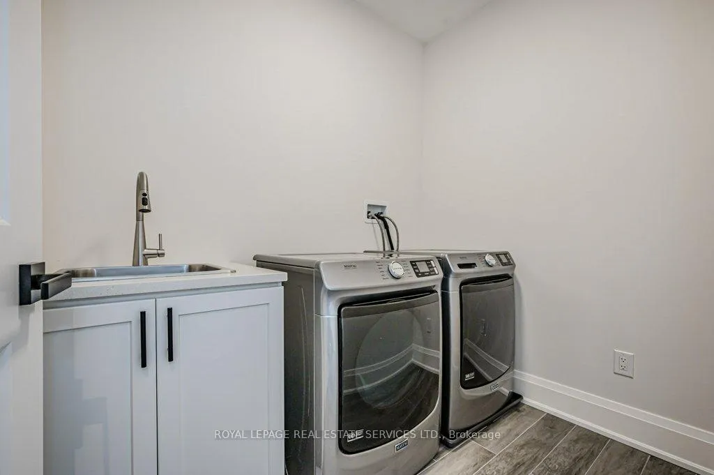 Photo 37 of 2383 Irene Crescent, Oakville, Glen Abbey — HOMEH