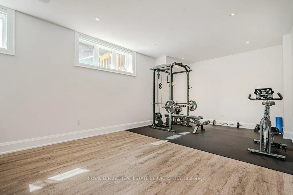 Photo 41 of 2383 Irene Crescent, Oakville, Glen Abbey — HOMEH