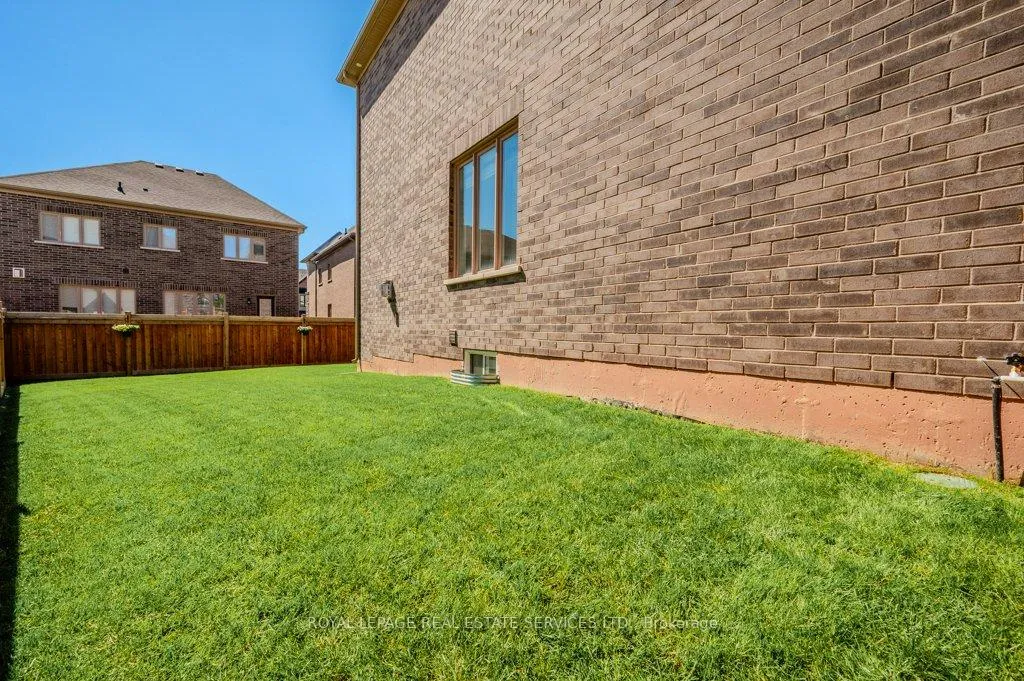 Photo 48 of 2383 Irene Crescent, Oakville, Glen Abbey — HOMEH