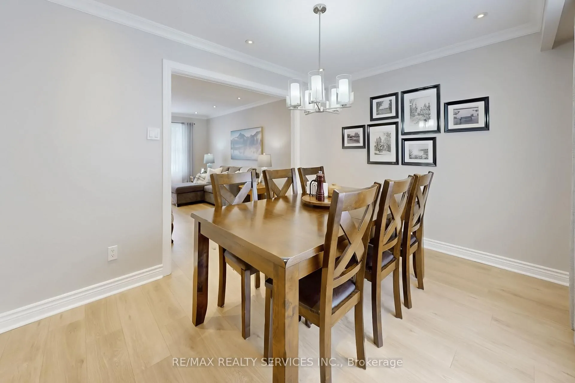 Photo 13 of 49 Mikado Crescent, Brampton, Central Park — HOMEH