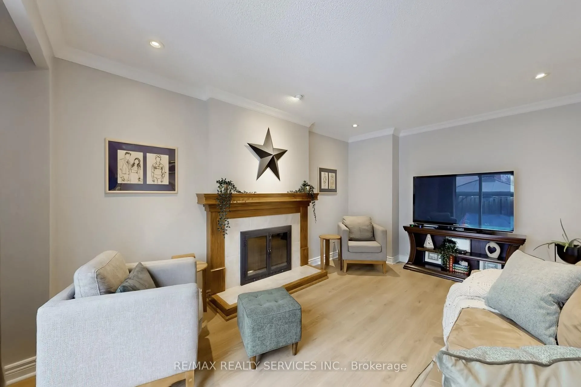 Photo 16 of 49 Mikado Crescent, Brampton, Central Park — HOMEH