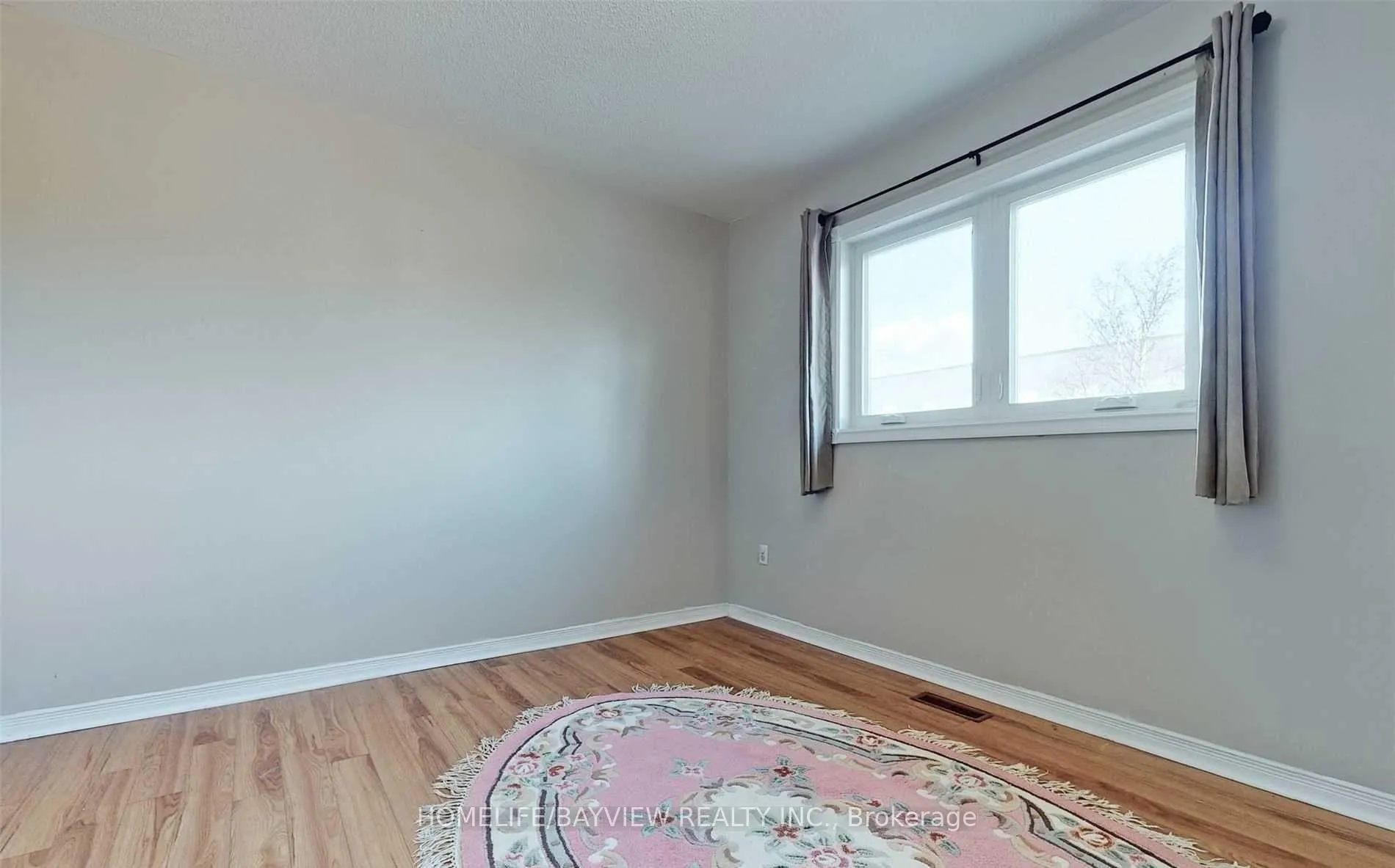 Photo 9 of 35 Wedgewood (first and second floor) Place, Vaughan, Concord — HOMEH