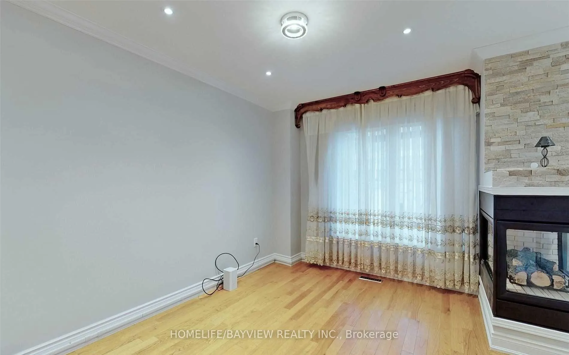 Photo 26 of 35 Wedgewood (first and second floor) Place, Vaughan, Concord — HOMEH