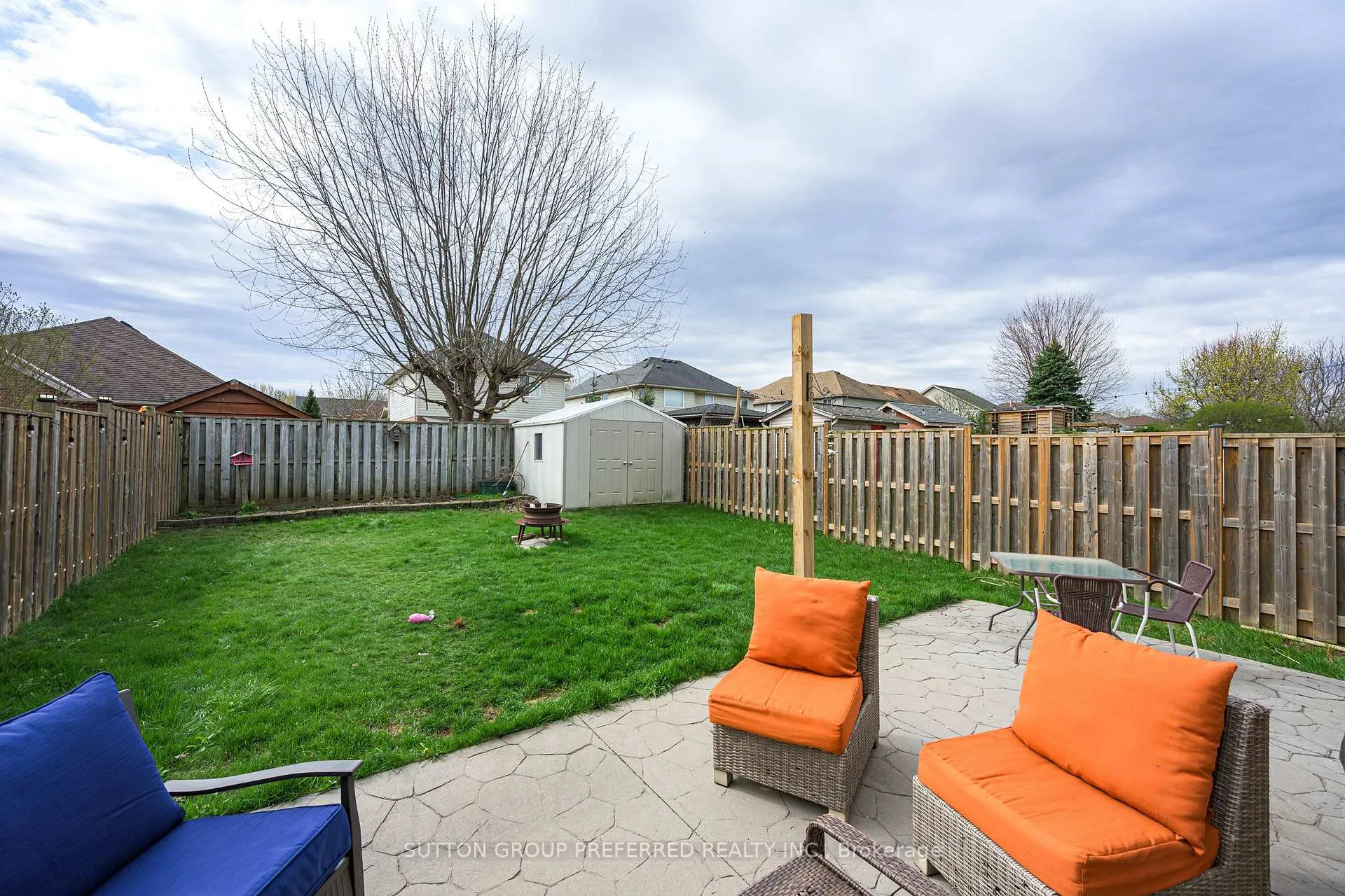 Photo 4 of 1199 Blackmaple Drive, London, East A — HOMEH