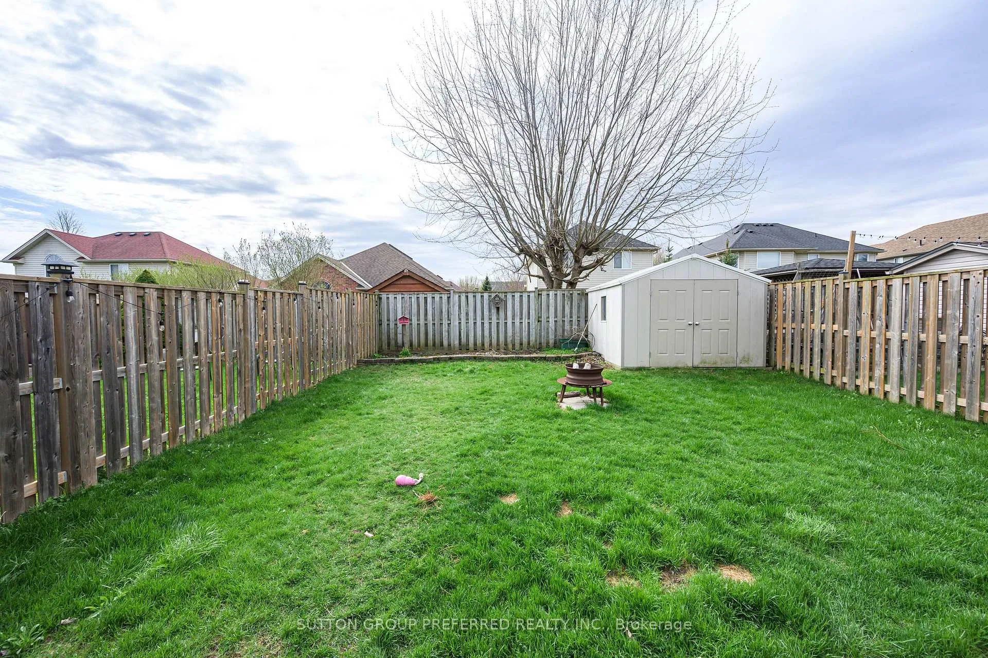Photo 5 of 1199 Blackmaple Drive, London, East A — HOMEH