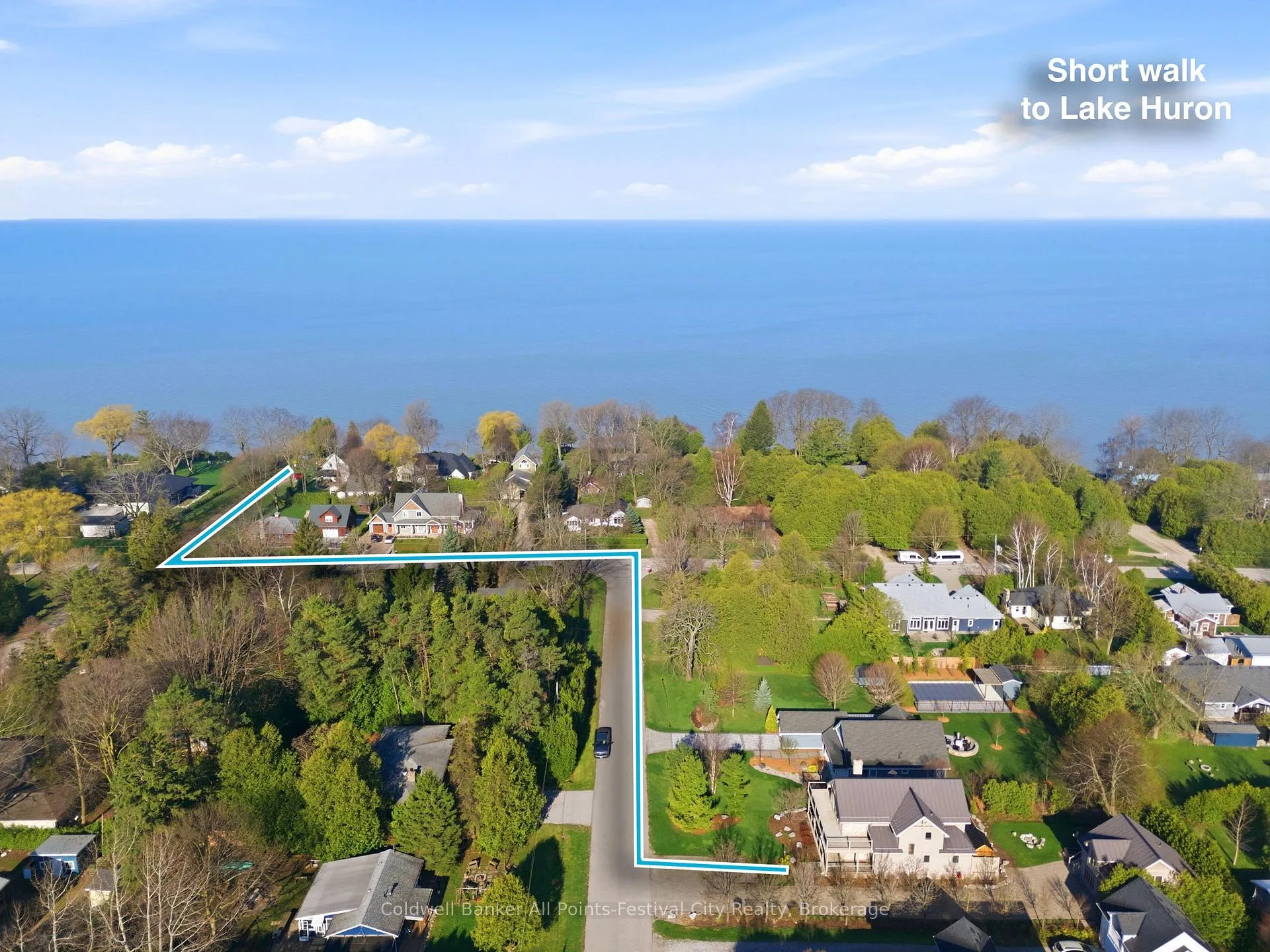 Photo 2 of 35 Jane Street, Bluewater, Bayfield — HOMEH