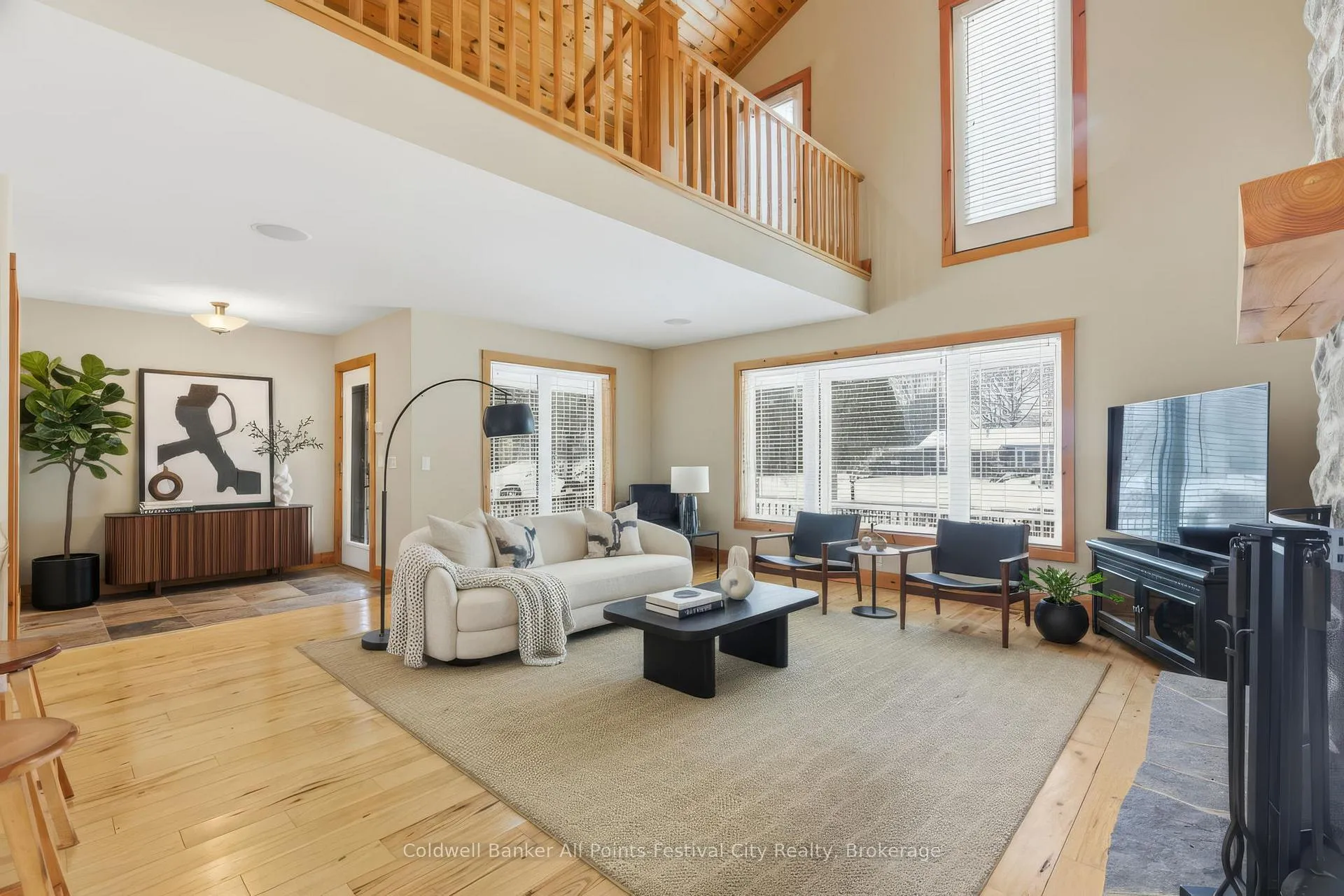 Photo 9 of 35 Jane Street, Bluewater, Bayfield — HOMEH