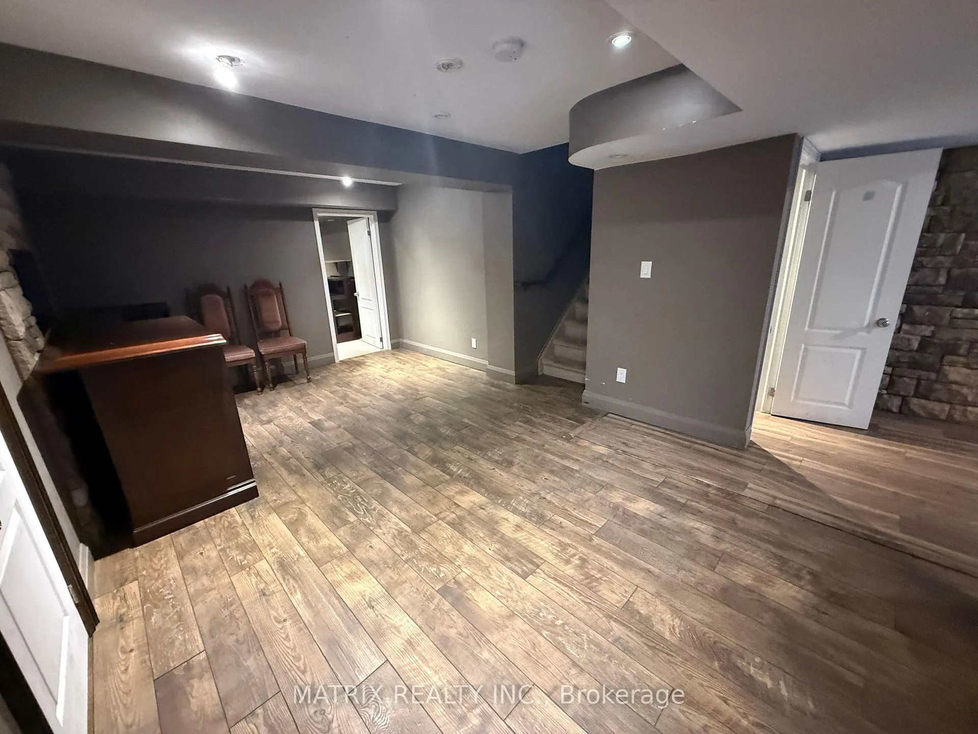 Photo 13 of 1707 Esterbrook Drive, Oshawa, Taunton — HOMEH