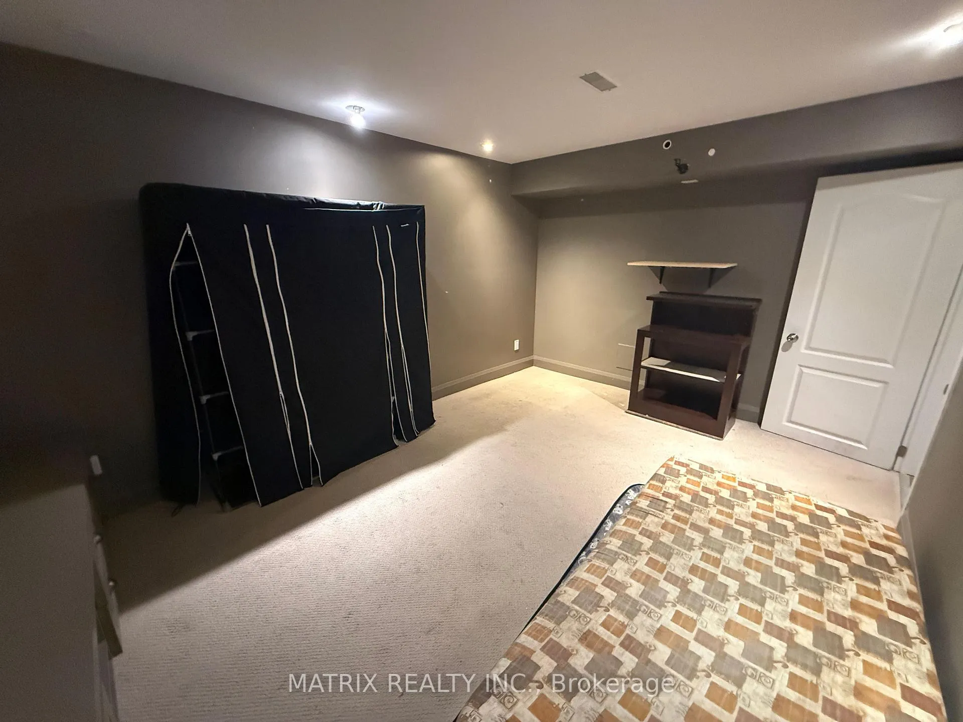 Photo 26 of 1707 Esterbrook Drive, Oshawa, Taunton — HOMEH