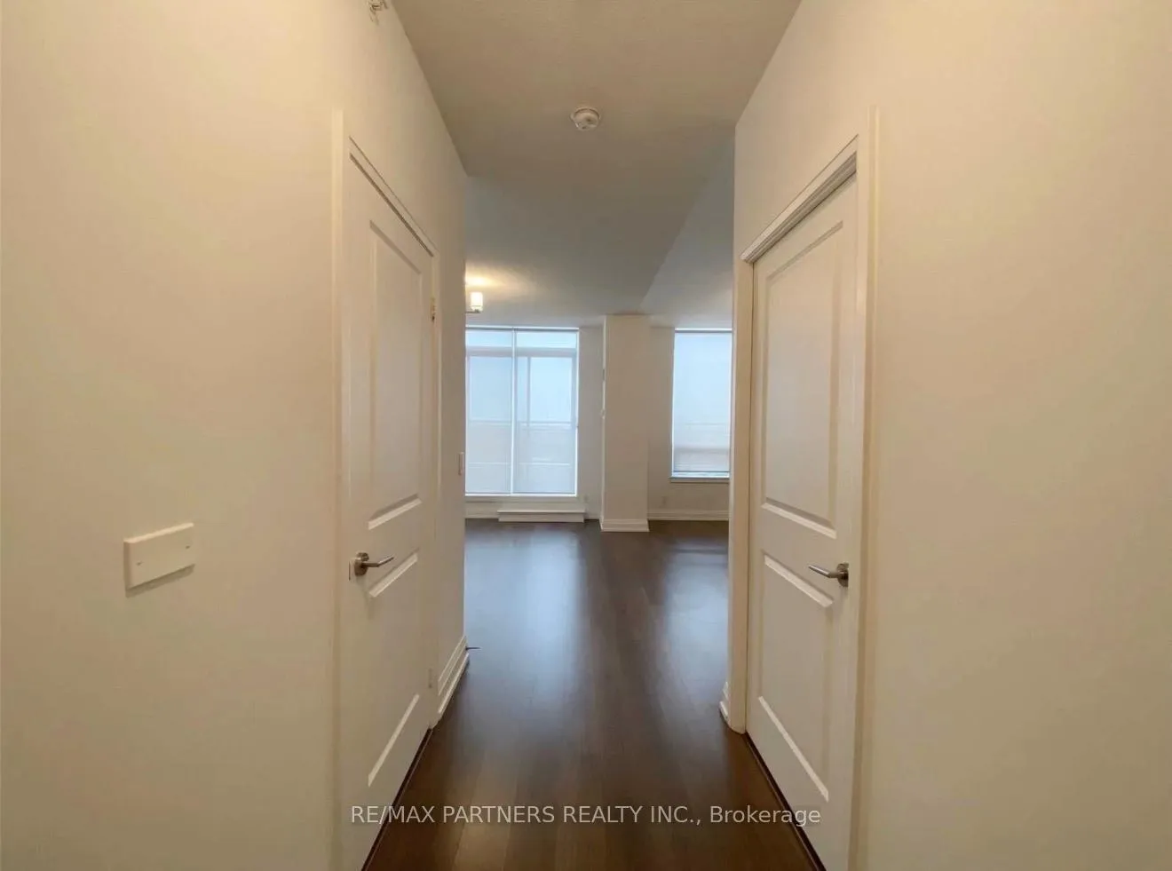 Photo 3 of Unit Ph16, 370 Highway 7 Road E, Richmond Hill, Doncrest — HOMEH