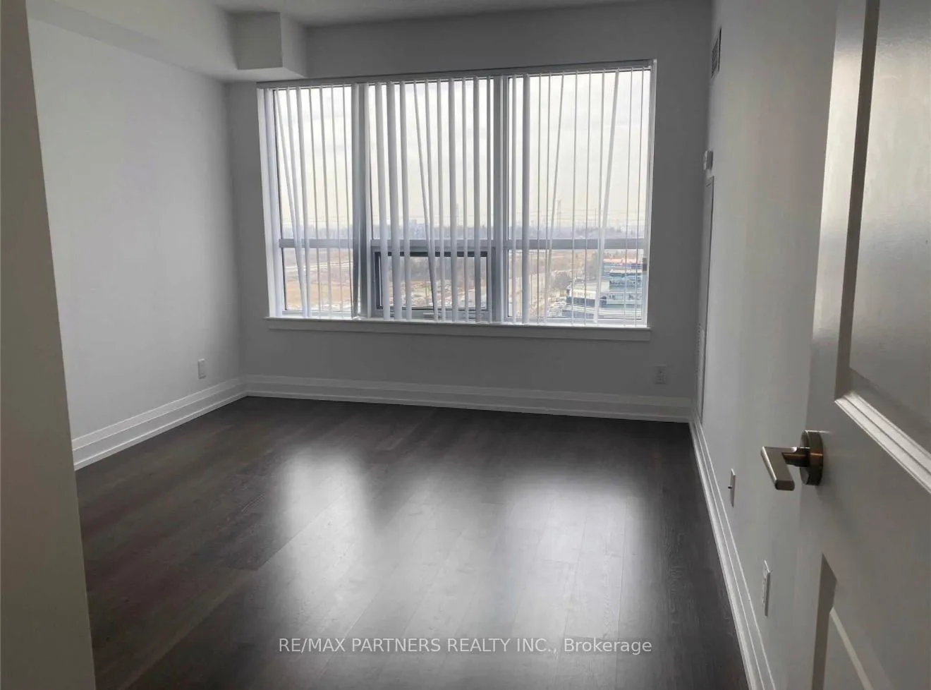 Photo 13 of Unit Ph16, 370 Highway 7 Road E, Richmond Hill, Doncrest — HOMEH