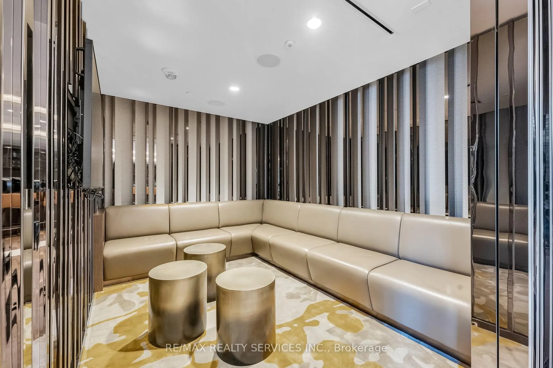 Photo 7 of Unit 915, 115 Blue Jays Way, Toronto, Waterfront Communities — HOMEH