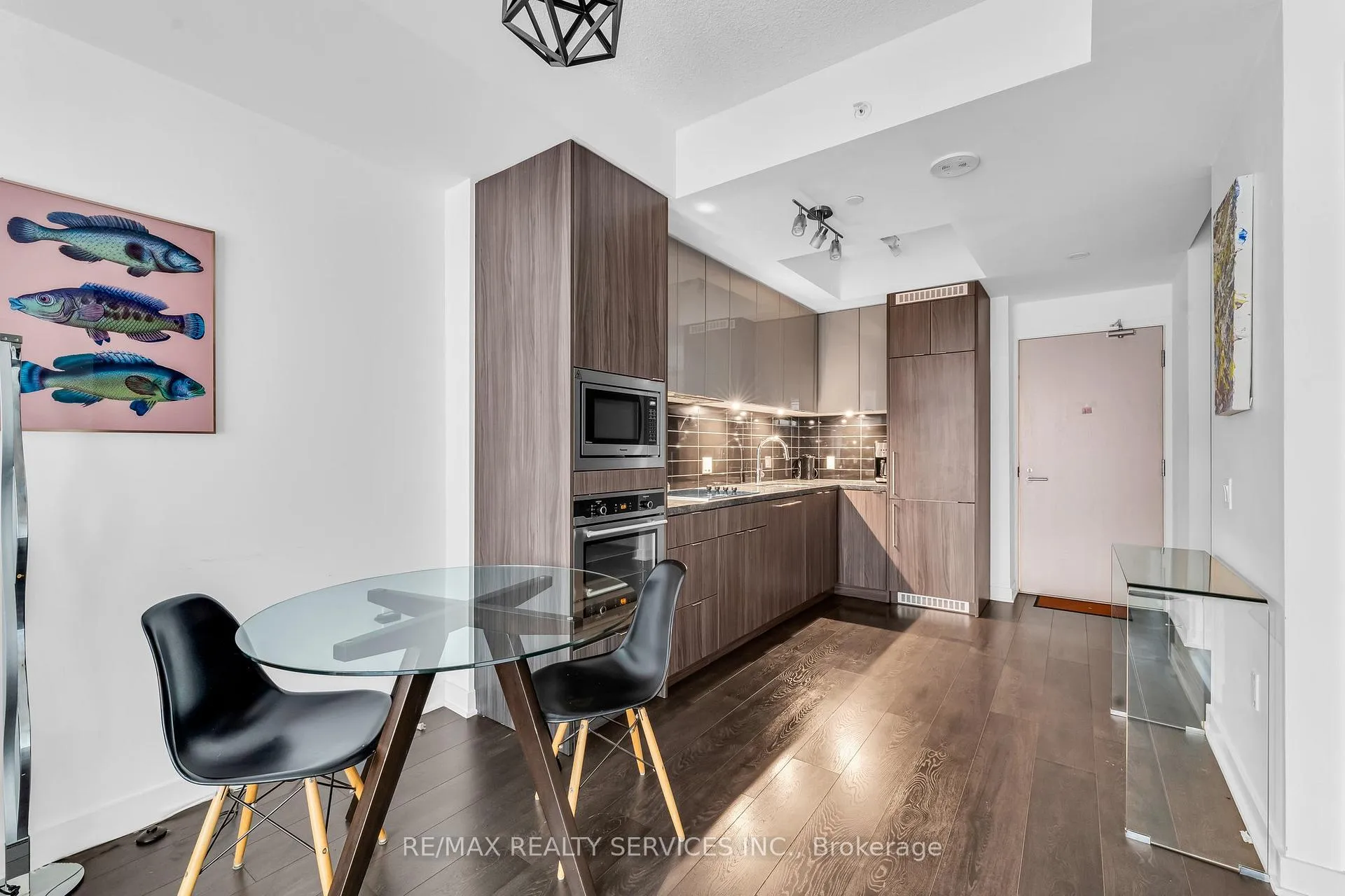 Photo 13 of Unit 915, 115 Blue Jays Way, Toronto, Waterfront Communities — HOMEH