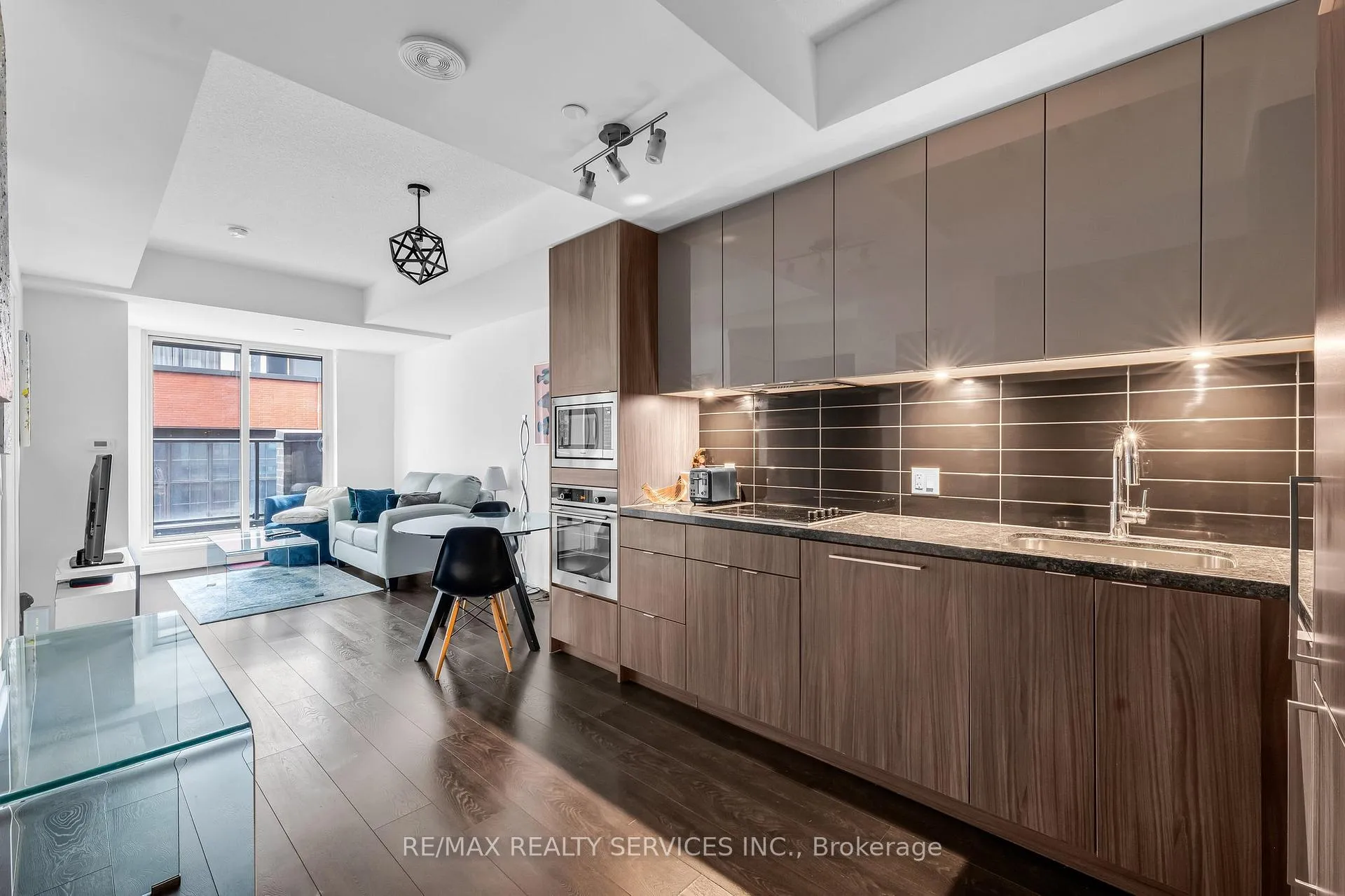 Photo 14 of Unit 915, 115 Blue Jays Way, Toronto, Waterfront Communities — HOMEH