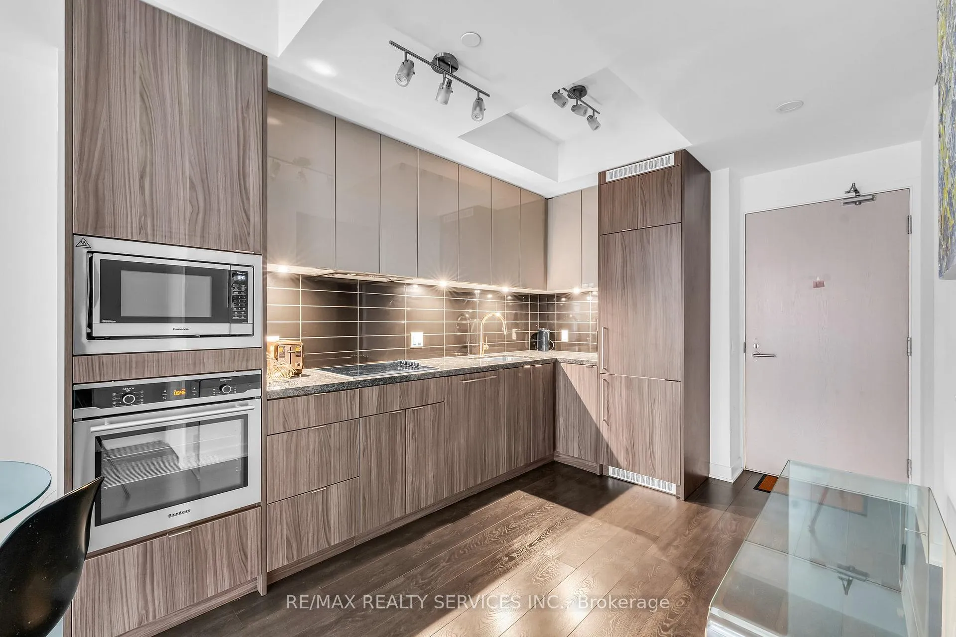Photo 15 of Unit 915, 115 Blue Jays Way, Toronto, Waterfront Communities — HOMEH