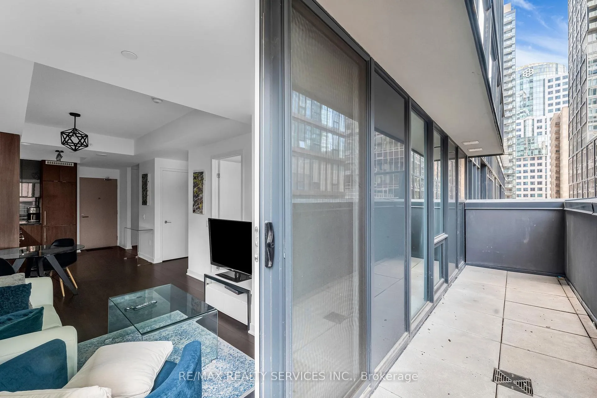 Photo 25 of Unit 915, 115 Blue Jays Way, Toronto, Waterfront Communities — HOMEH