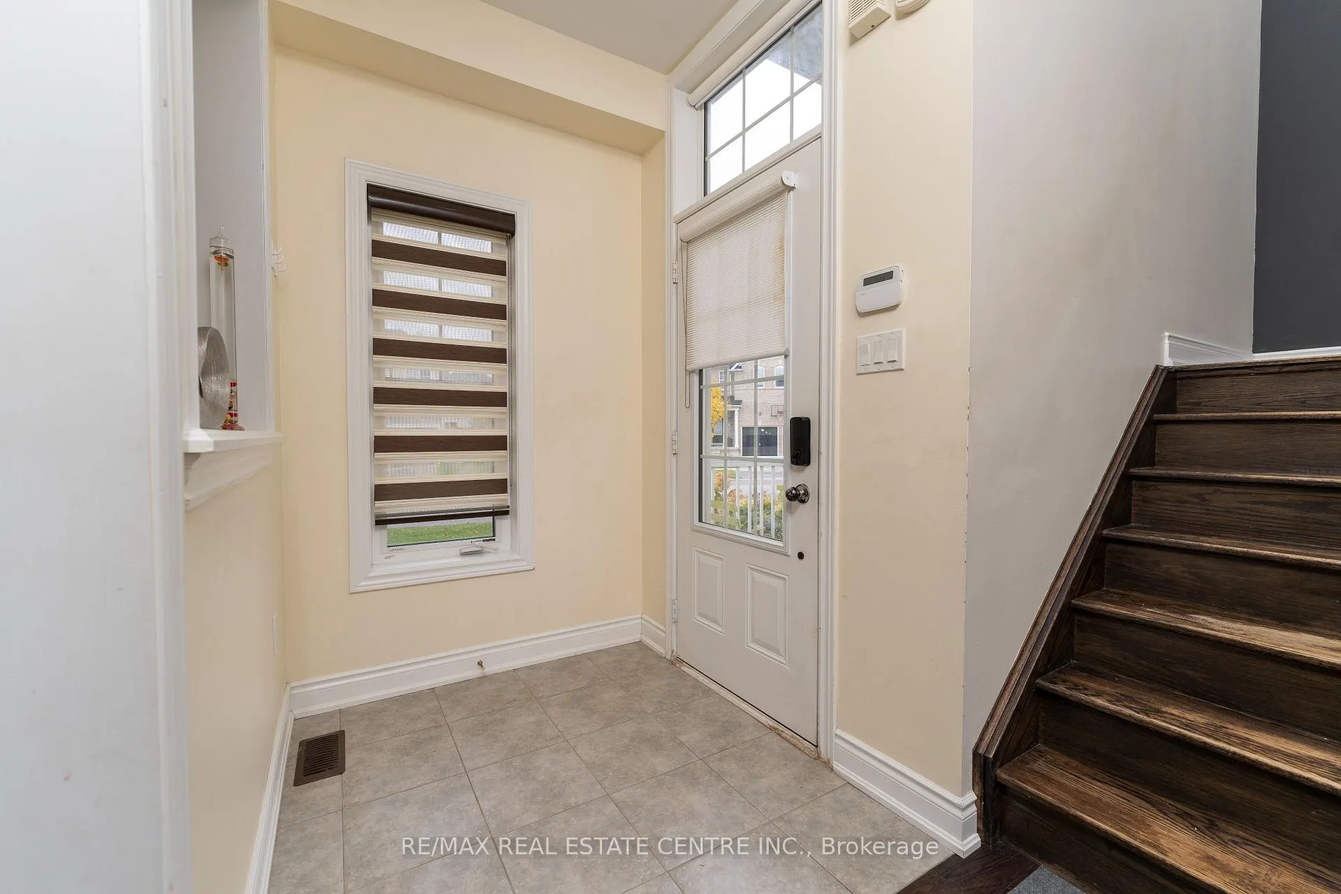 Photo 6 of 417 Tansley Street, Shelburne — HOMEH