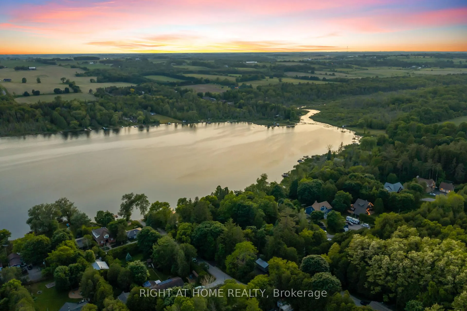 Photo 9 of 148 Acton Road, Uxbridge, Rural Uxbridge — HOMEH