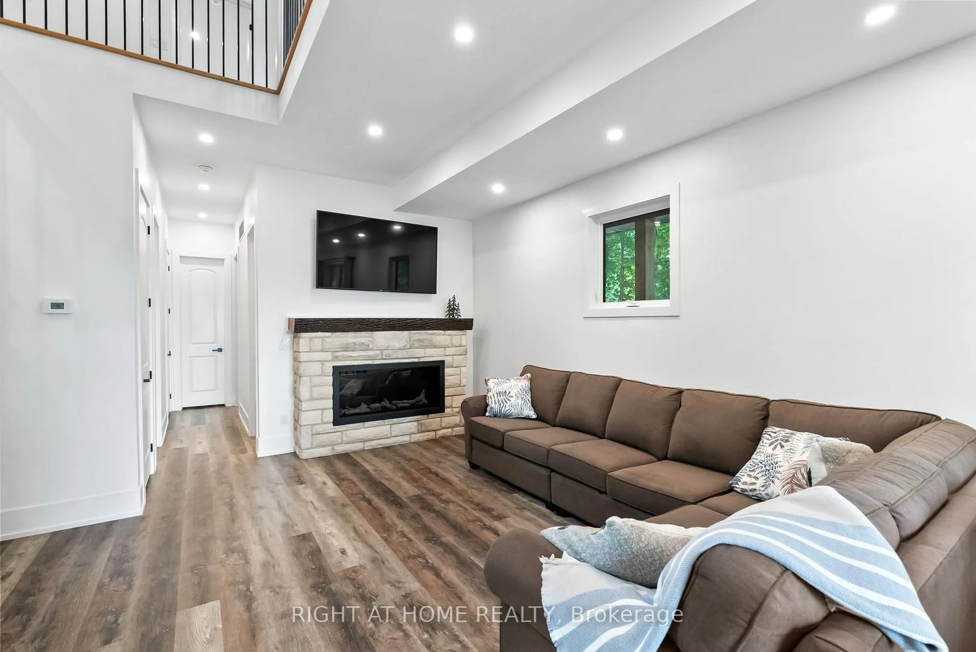 Photo 27 of 148 Acton Road, Uxbridge, Rural Uxbridge — HOMEH