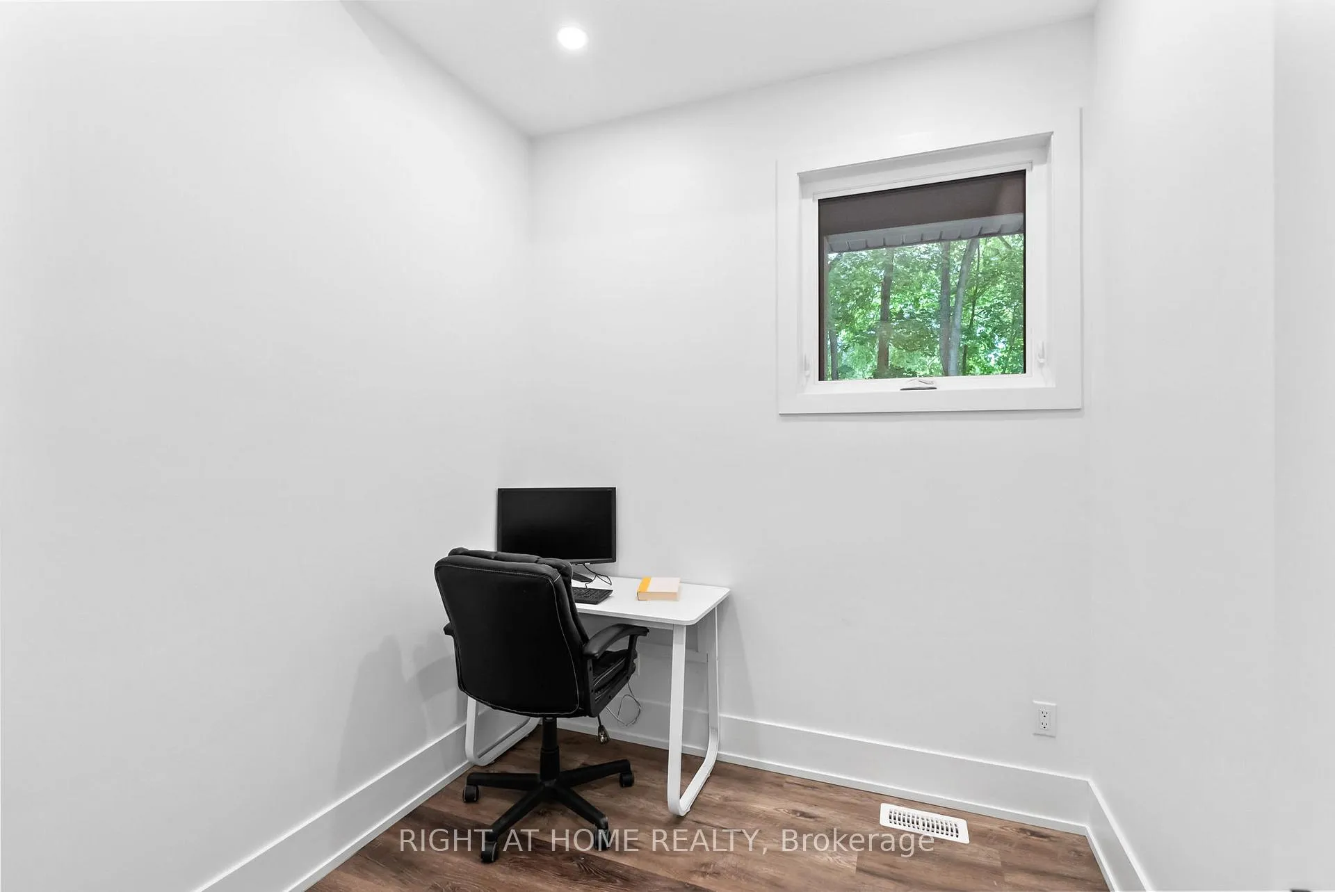 Photo 34 of 148 Acton Road, Uxbridge, Rural Uxbridge — HOMEH