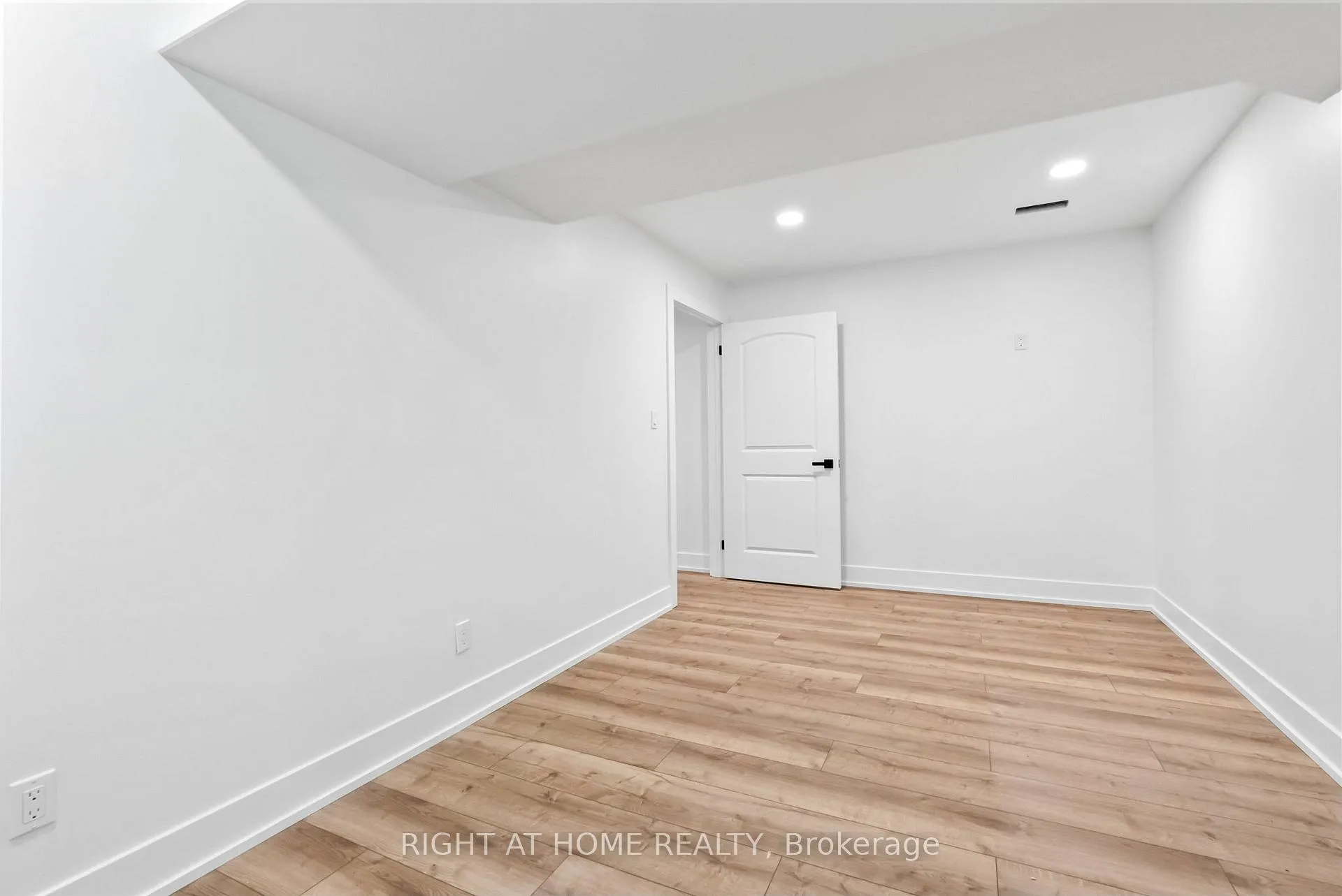 Photo 45 of 148 Acton Road, Uxbridge, Rural Uxbridge — HOMEH