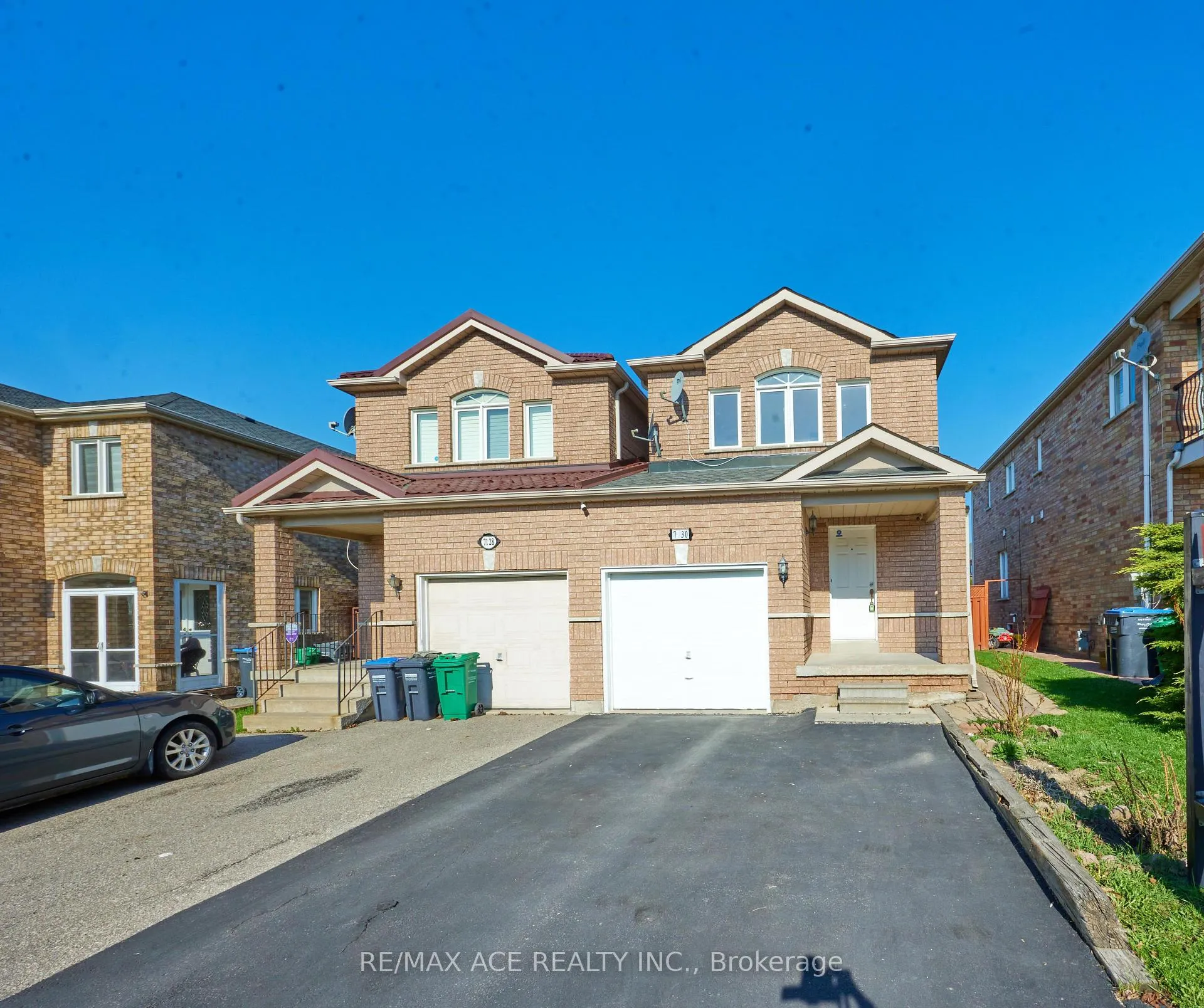 Photo 1 of 7130 Para Place, Mississauga, Meadowvale Village — HOMEH
