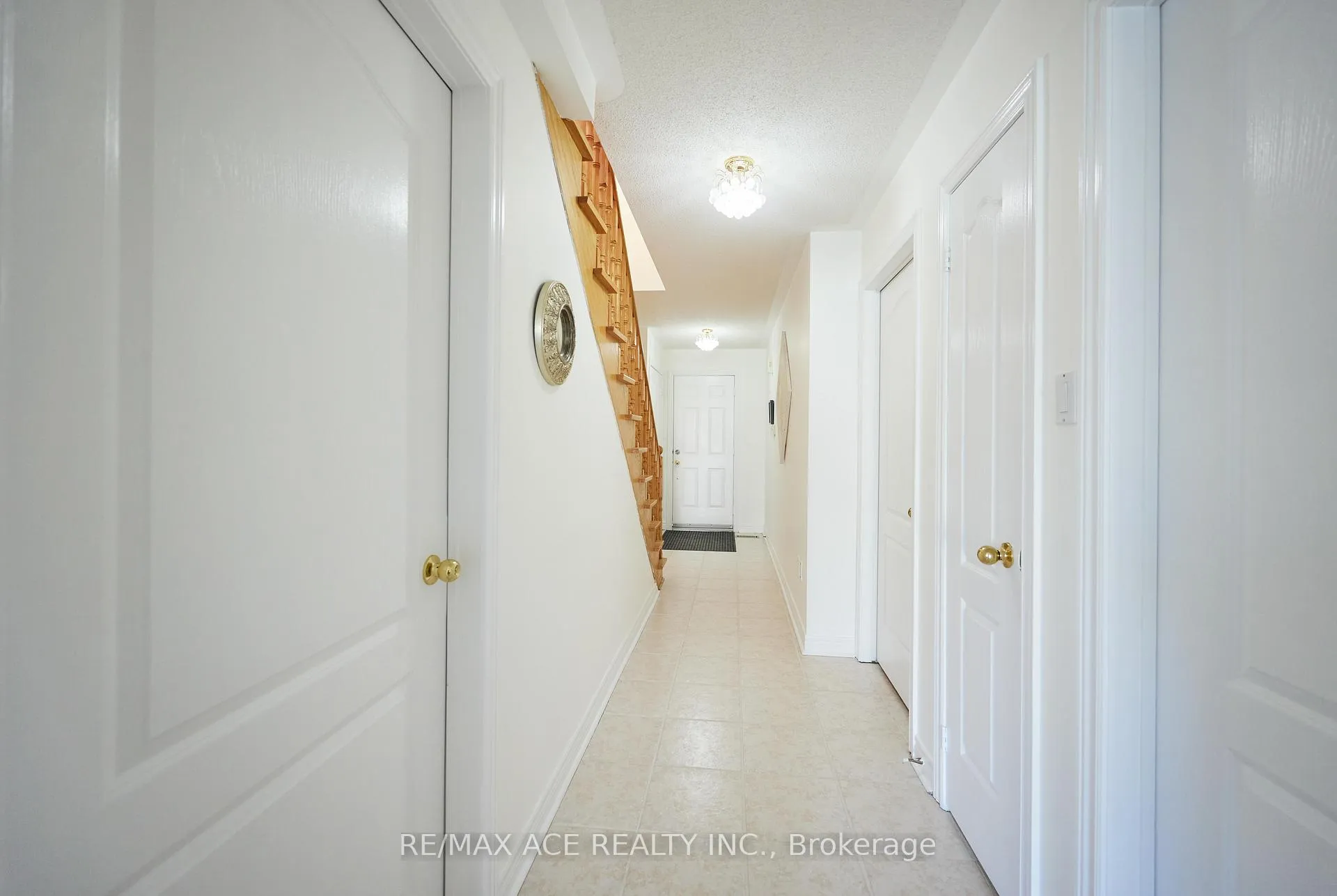 Photo 6 of 7130 Para Place, Mississauga, Meadowvale Village — HOMEH