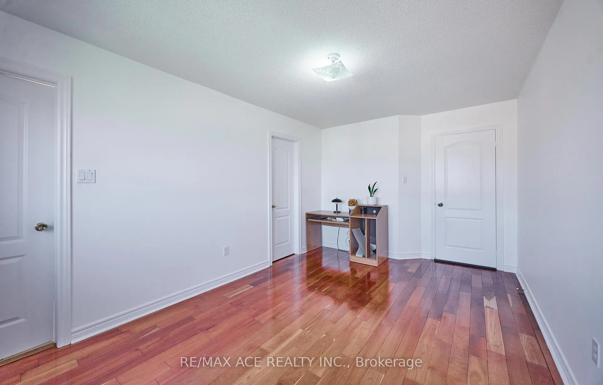 Photo 31 of 7130 Para Place, Mississauga, Meadowvale Village — HOMEH