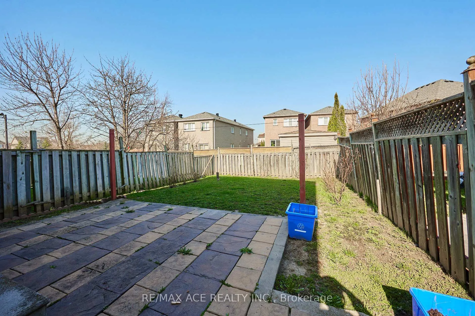 Photo 35 of 7130 Para Place, Mississauga, Meadowvale Village — HOMEH