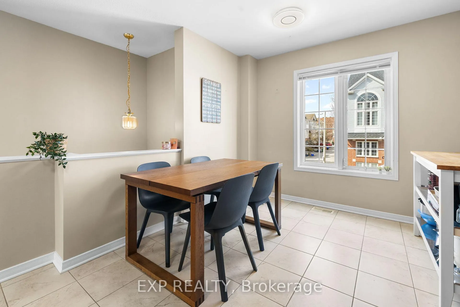 Photo 8 of 255 Gershwin Private, Ottawa, Westcliffe Estates — HOMEH
