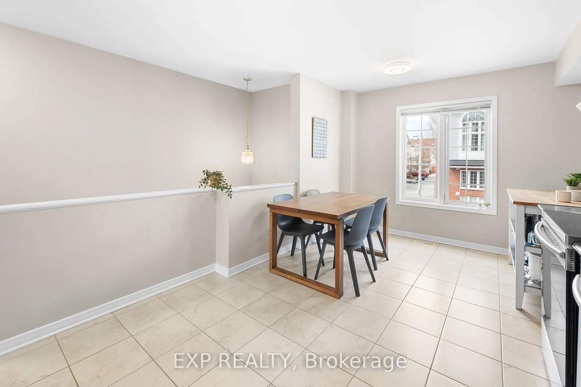 Photo 13 of 255 Gershwin Private, Ottawa, Westcliffe Estates — HOMEH