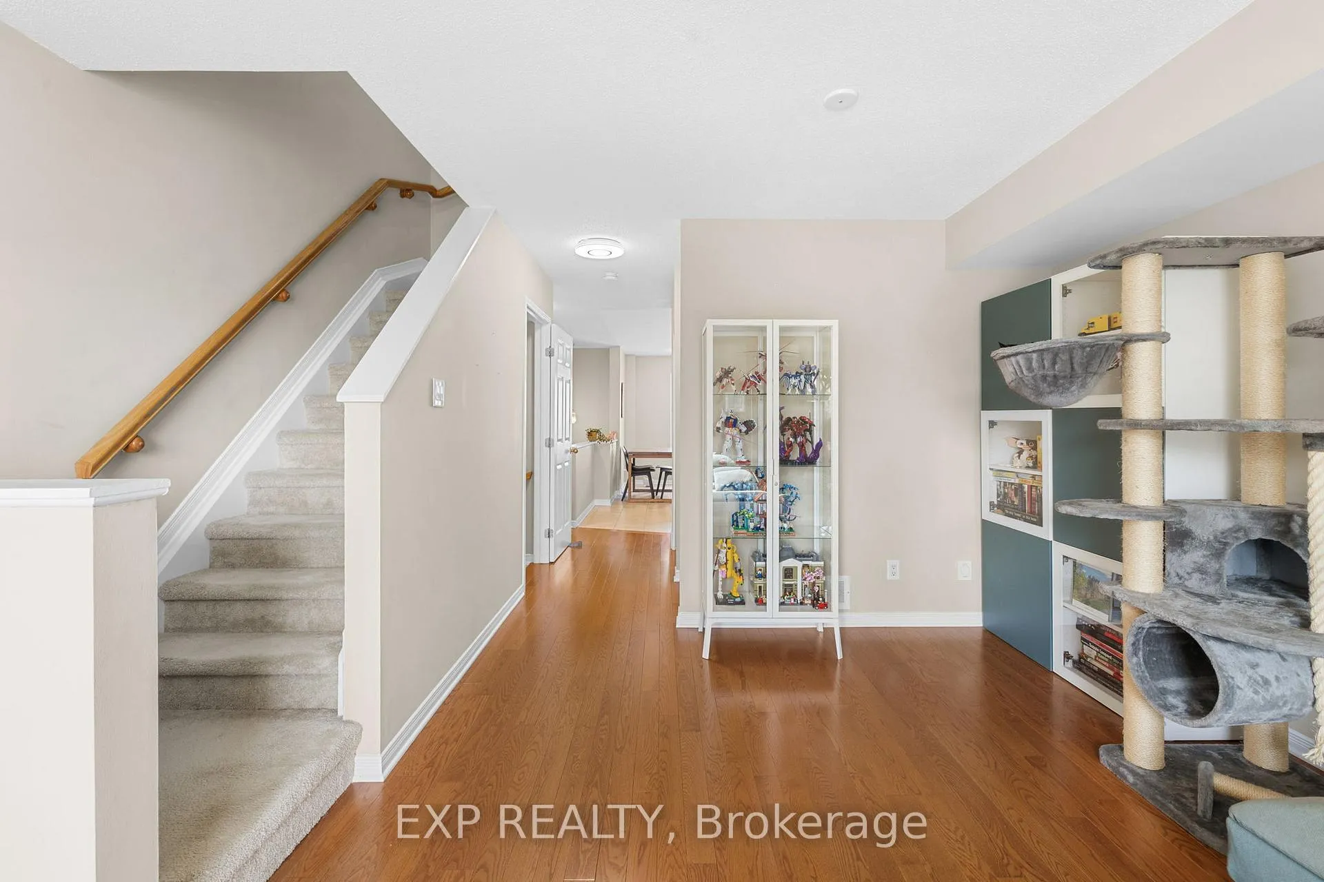 Photo 18 of 255 Gershwin Private, Ottawa, Westcliffe Estates — HOMEH