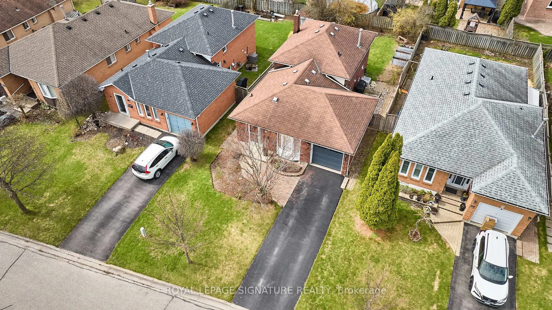 Photo 2 of 18 Boychyn Drive, Whitby, Pringle Creek — HOMEH