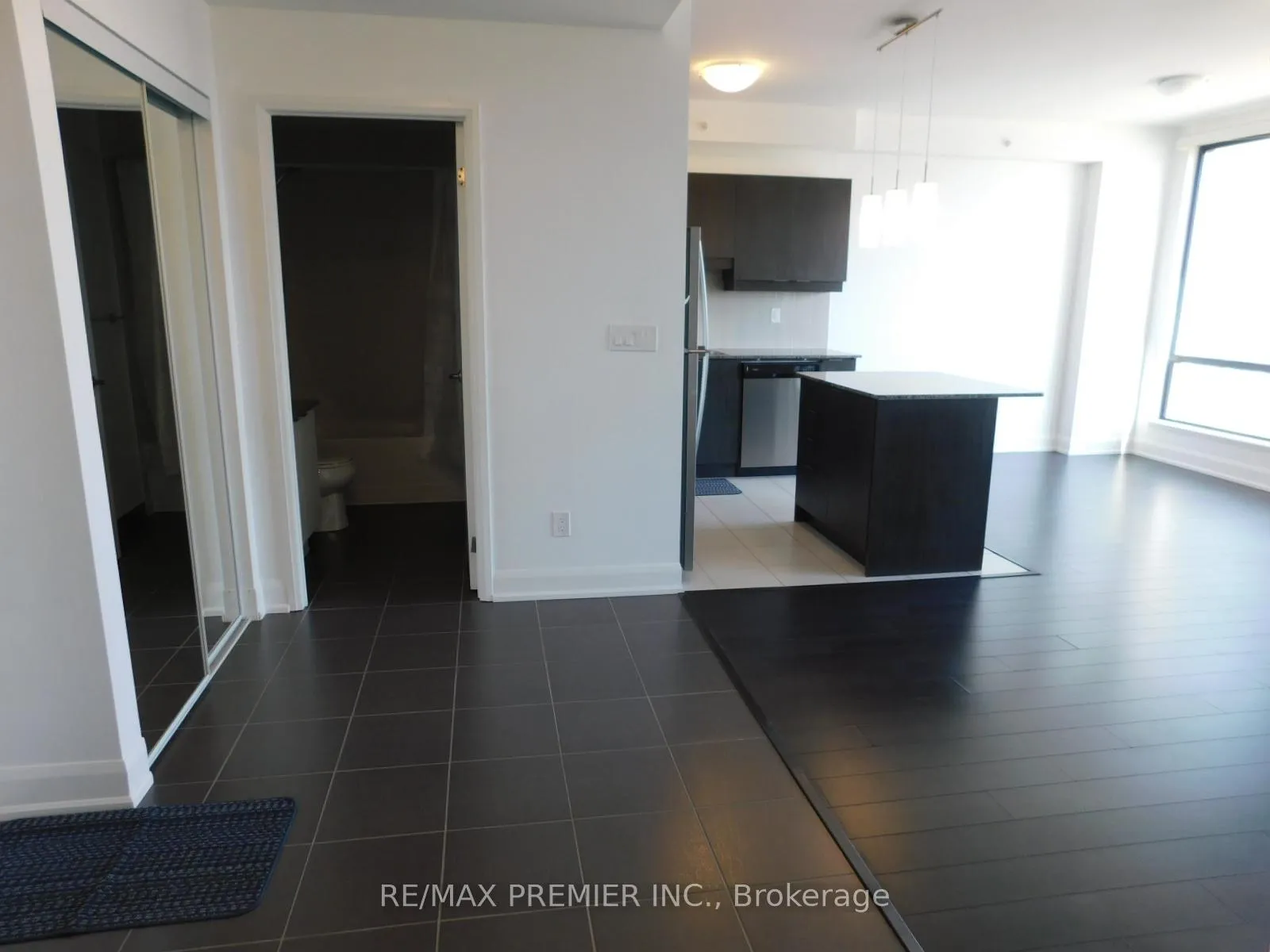 Photo 3 of Unit 407, 2910 Highway 7 W, Vaughan, Concord — HOMEH