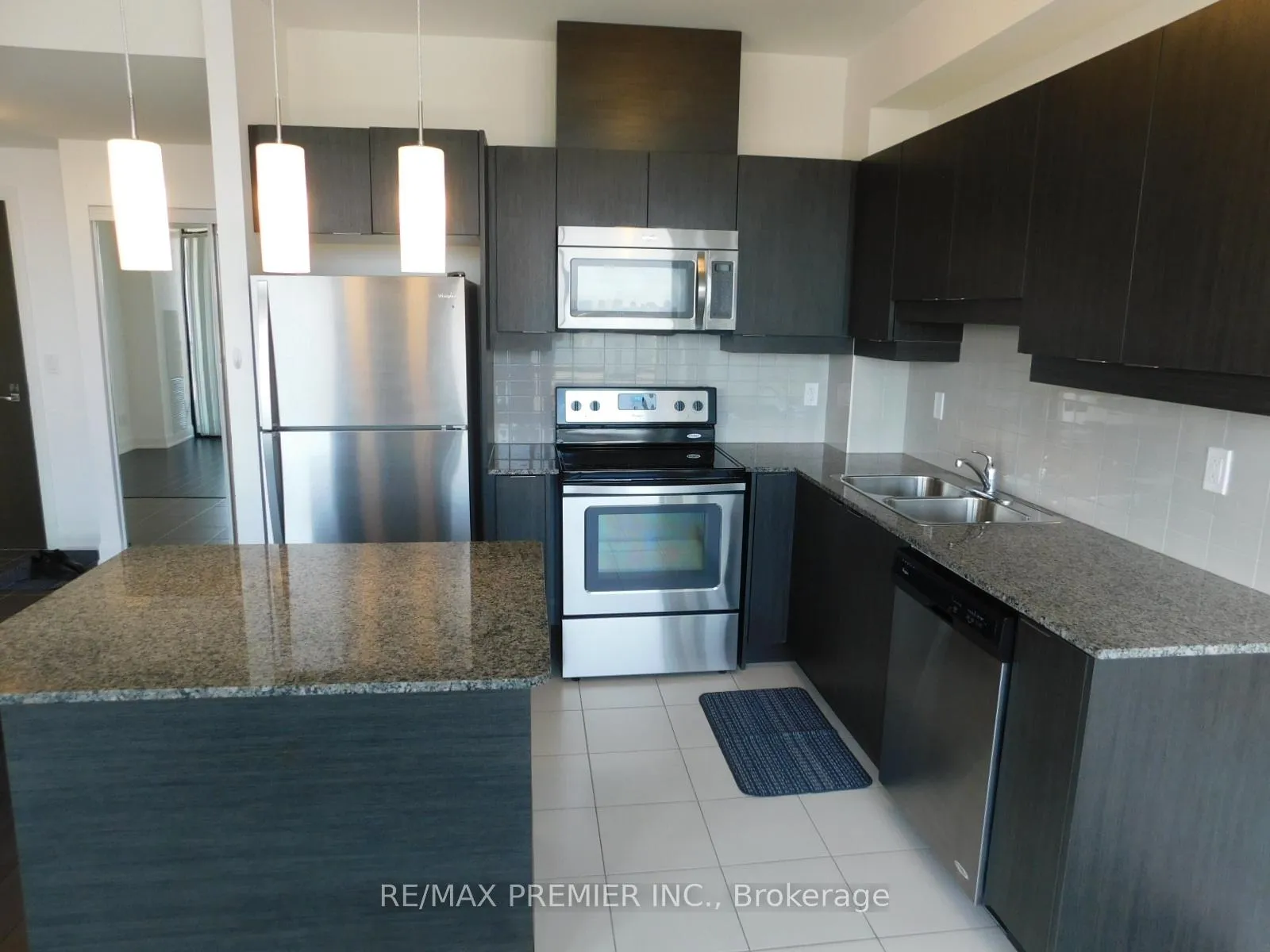 Photo 7 of Unit 407, 2910 Highway 7 W, Vaughan, Concord — HOMEH