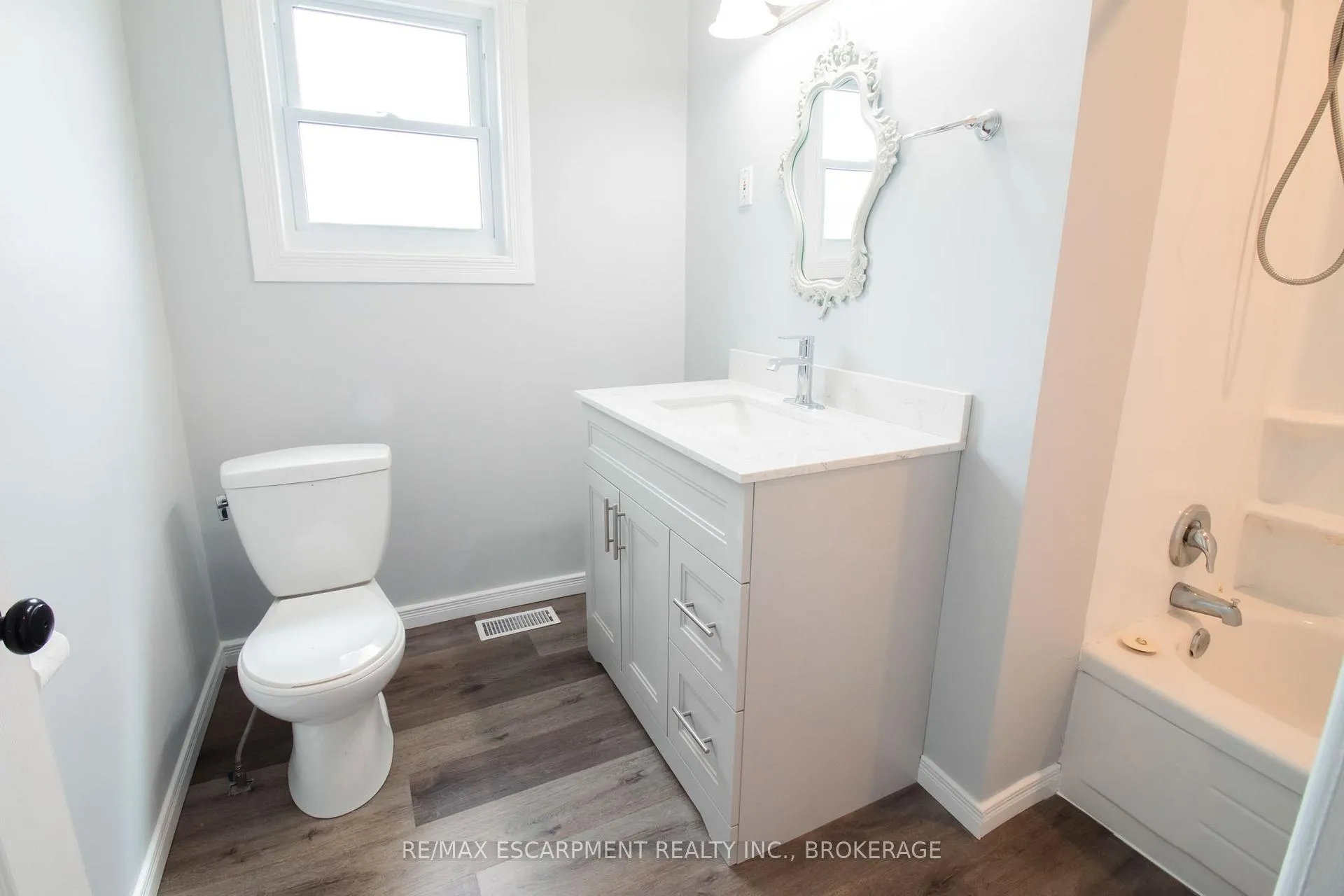 Photo 18 of Unit 1, 539 Woodlawn Road, Welland, N. Welland — HOMEH