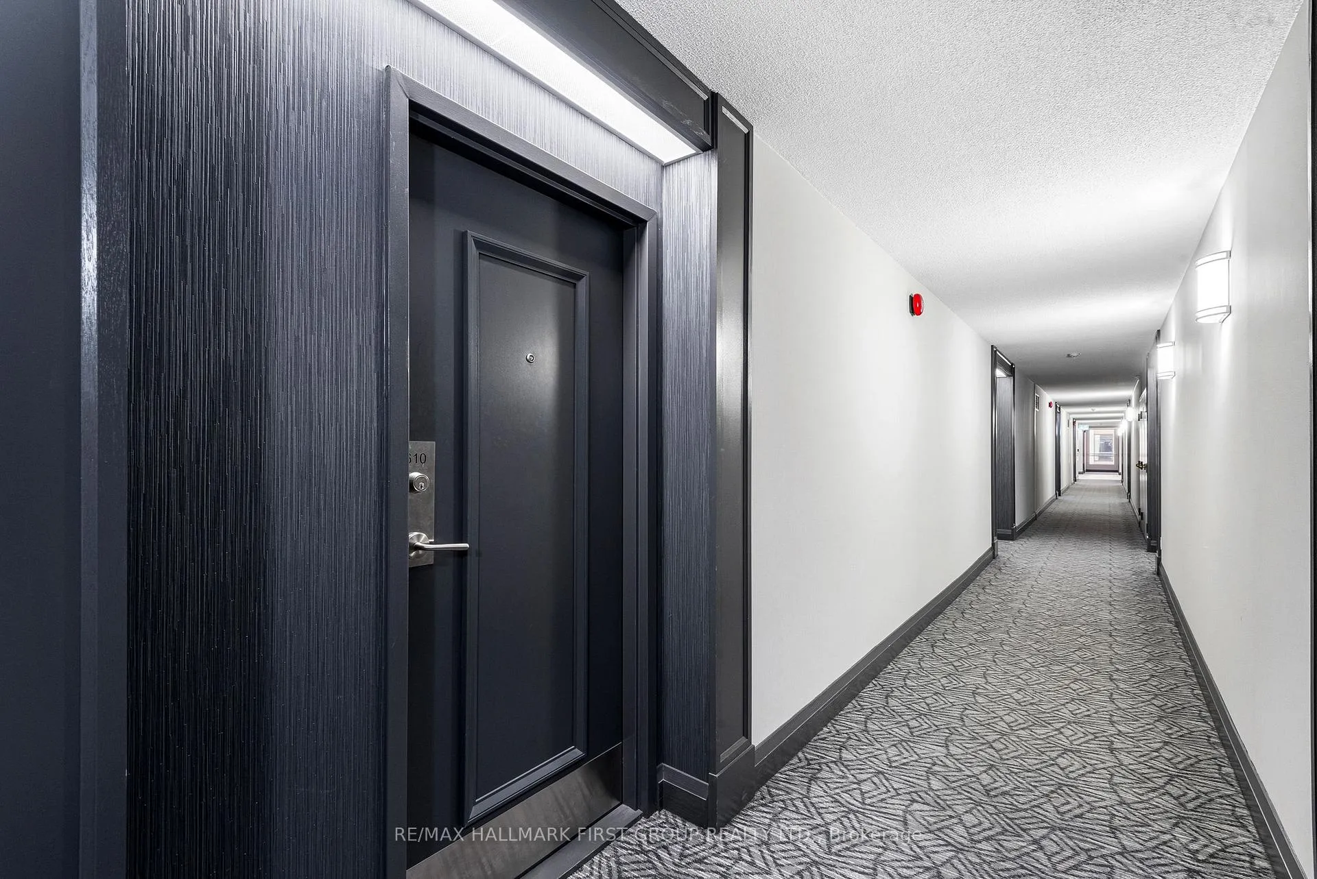 Photo 5 of Unit 610, 1665 Pickering Parkway, Pickering, Village East — HOMEH