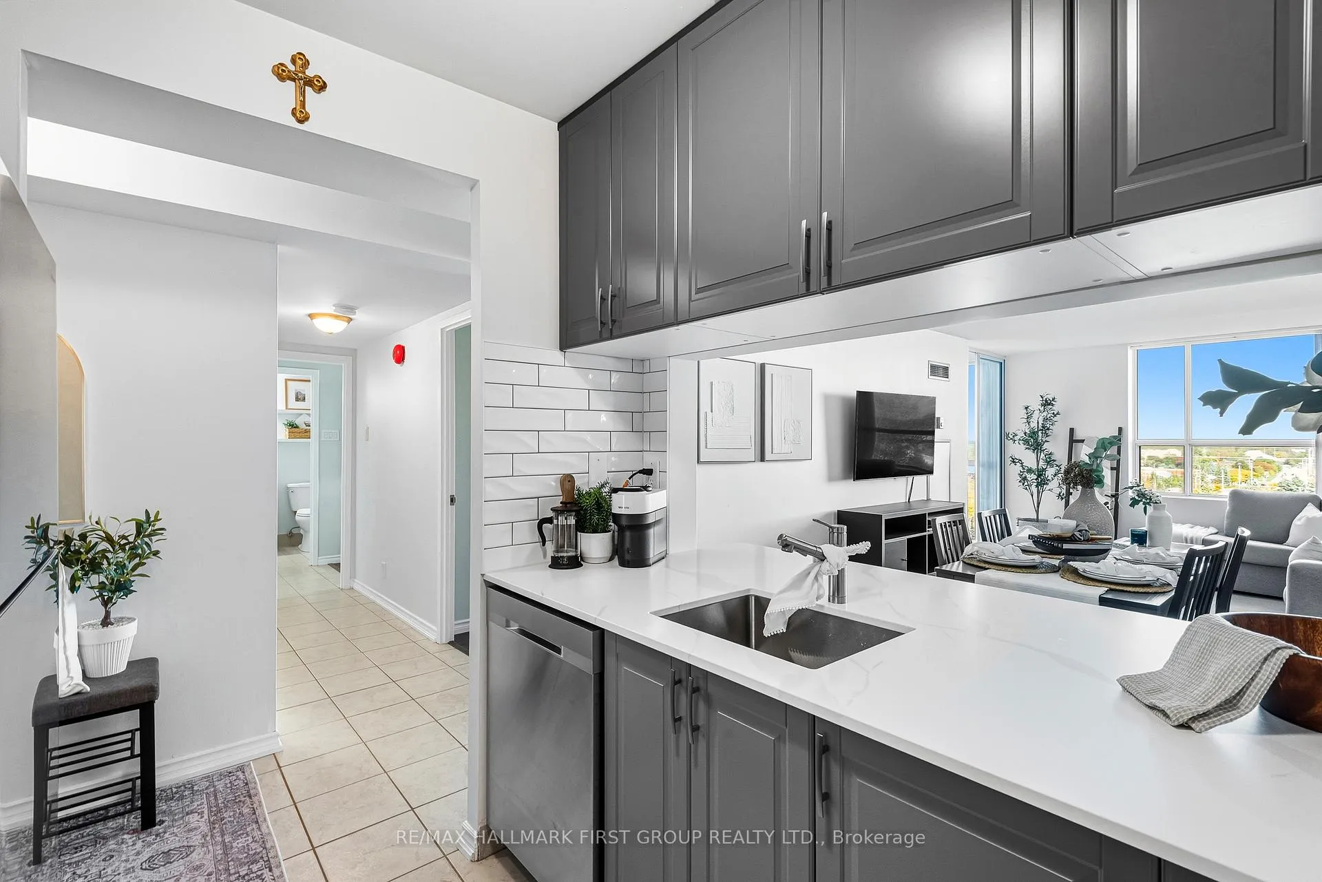 Photo 10 of Unit 610, 1665 Pickering Parkway, Pickering, Village East — HOMEH