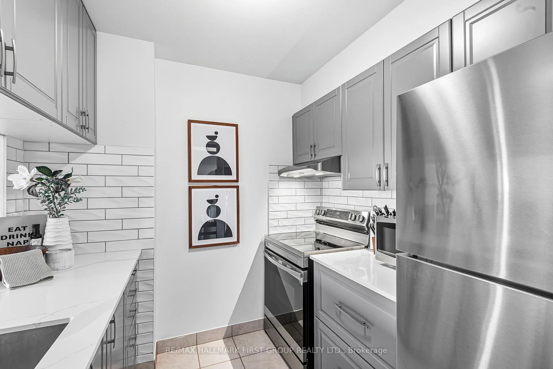 Photo 11 of Unit 610, 1665 Pickering Parkway, Pickering, Village East — HOMEH