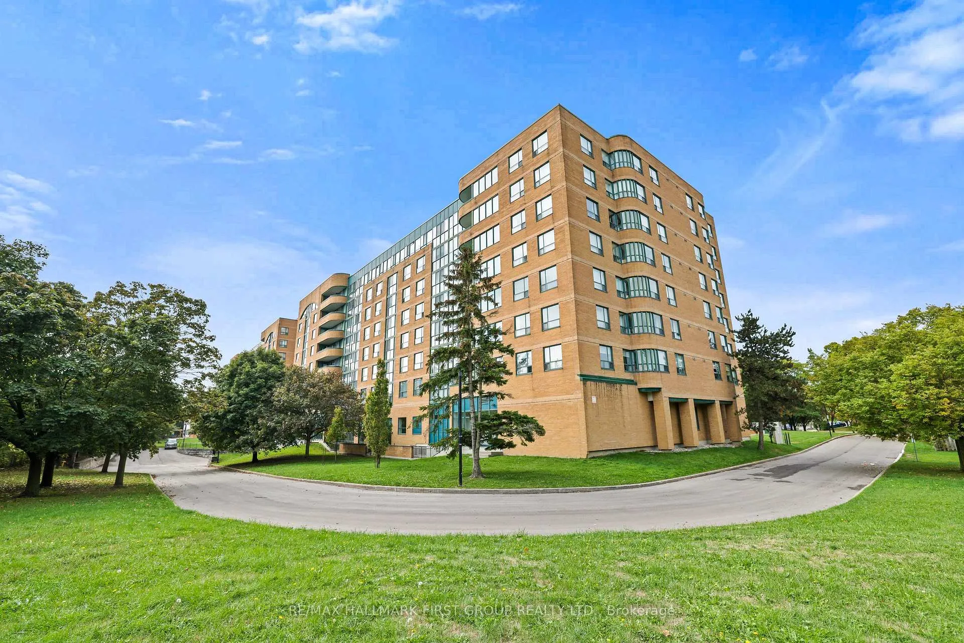 Photo 36 of Unit 610, 1665 Pickering Parkway, Pickering, Village East — HOMEH