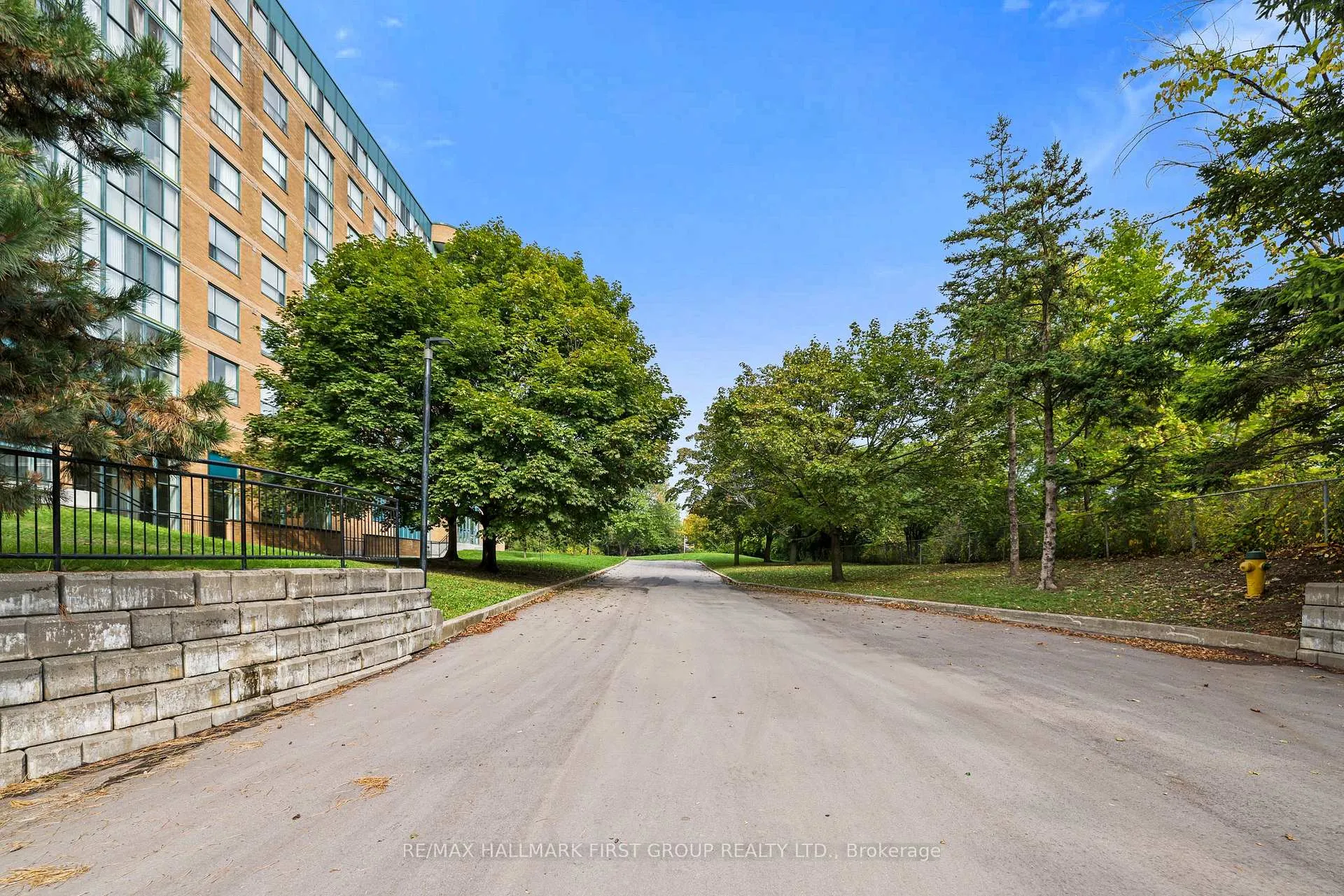 Photo 38 of Unit 610, 1665 Pickering Parkway, Pickering, Village East — HOMEH