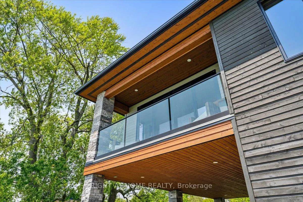 Photo 5 of 17 Bluewater Parkway, Haldimand — HOMEH