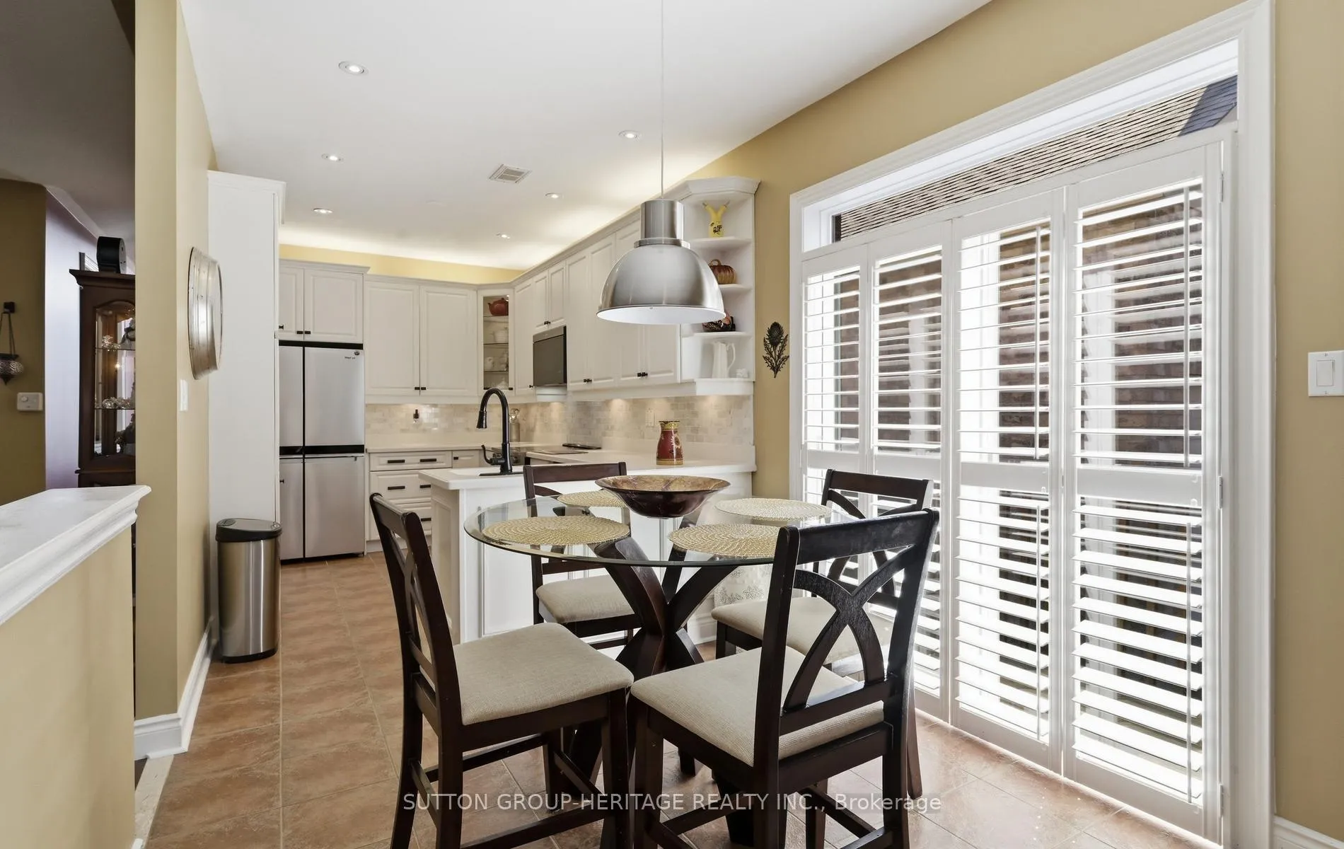 Photo 15 of 22 Ash Green Lane, Uxbridge — HOMEH