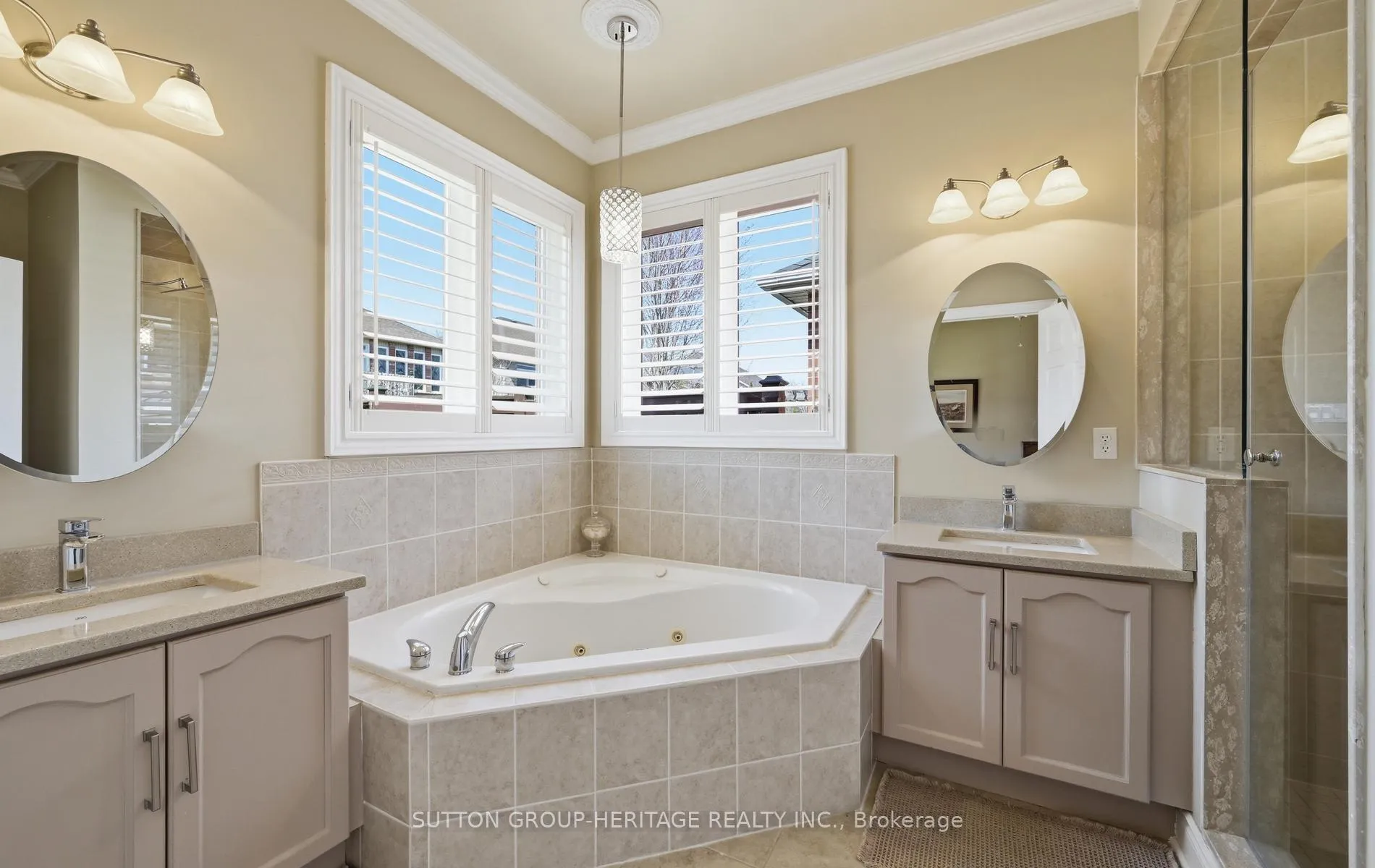 Photo 20 of 22 Ash Green Lane, Uxbridge — HOMEH
