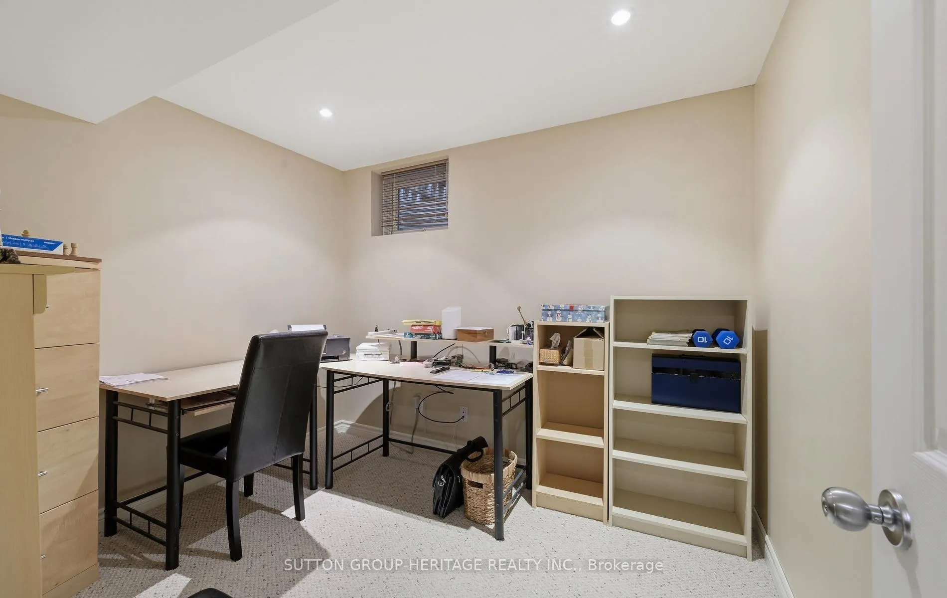 Photo 23 of 22 Ash Green Lane, Uxbridge — HOMEH