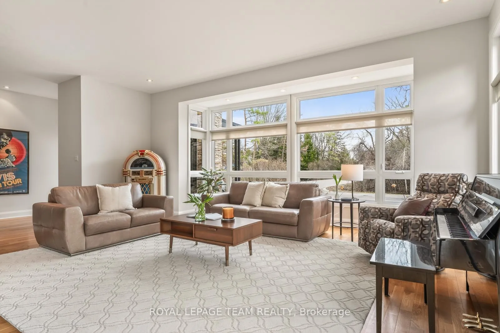 Photo 6 of 17 Kaymar Drive, Ottawa, Rothwell Heights — HOMEH