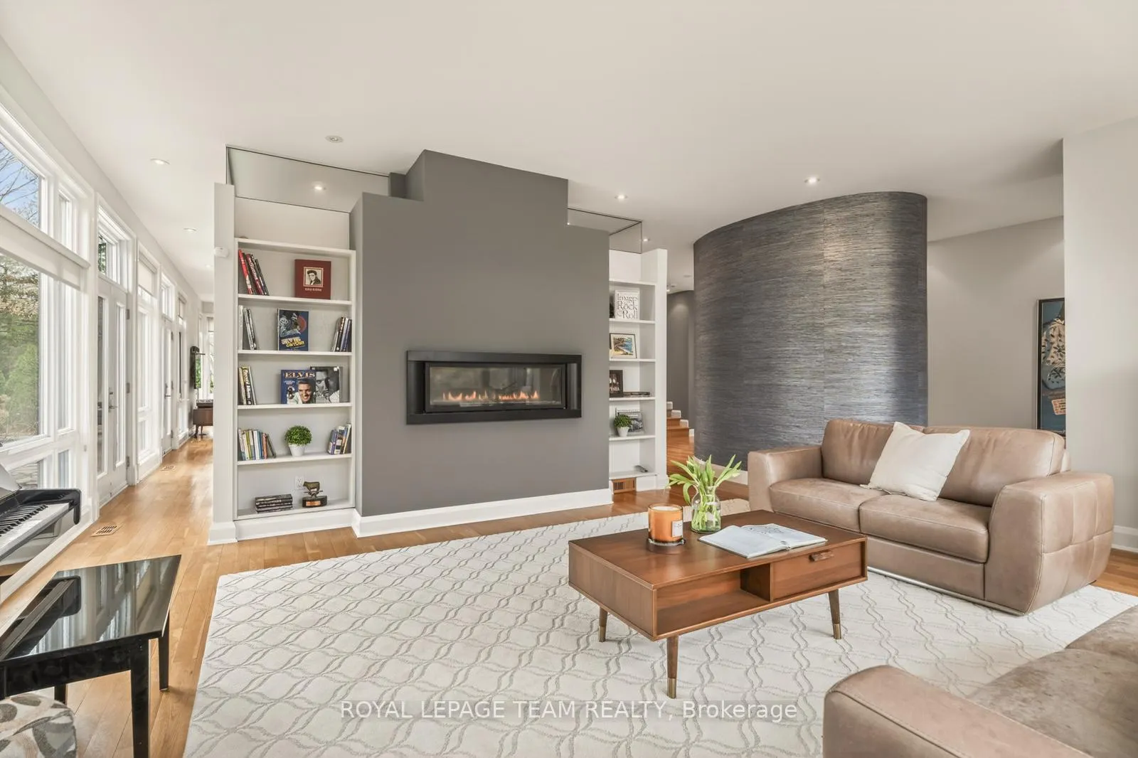 Photo 7 of 17 Kaymar Drive, Ottawa, Rothwell Heights — HOMEH
