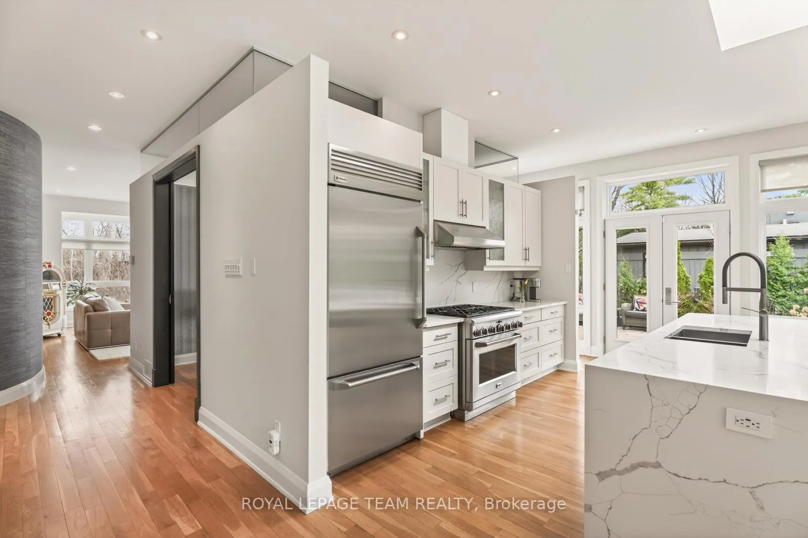 Photo 15 of 17 Kaymar Drive, Ottawa, Rothwell Heights — HOMEH