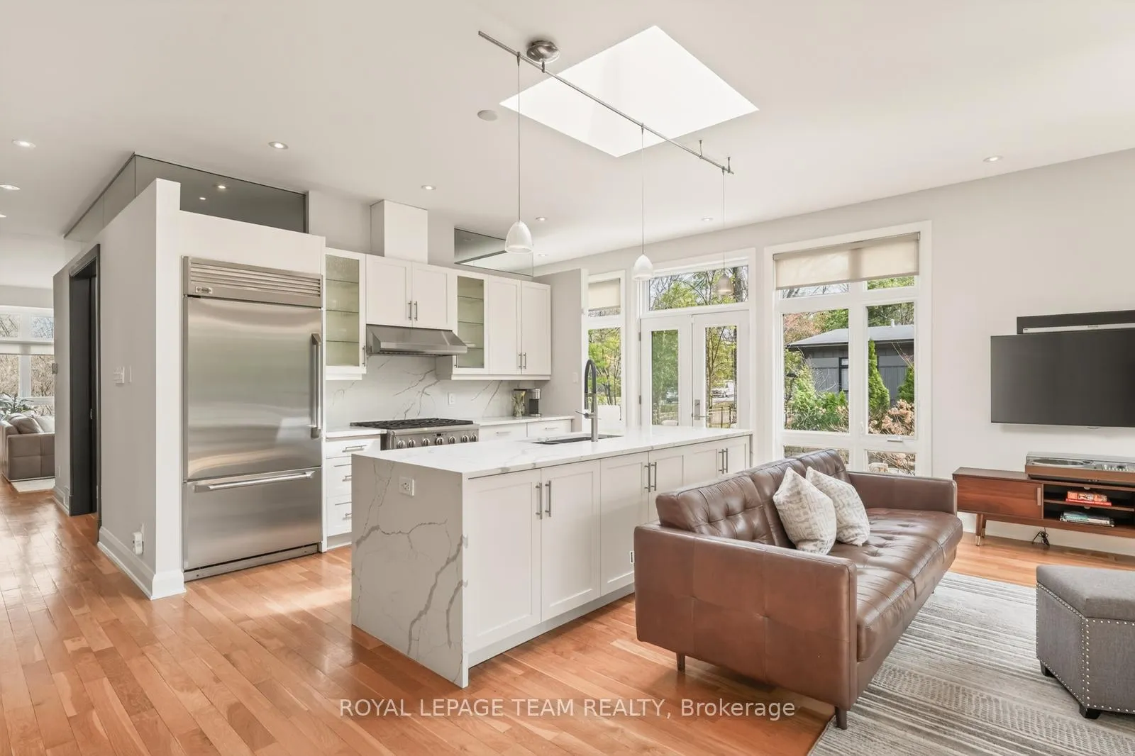 Photo 23 of 17 Kaymar Drive, Ottawa, Rothwell Heights — HOMEH